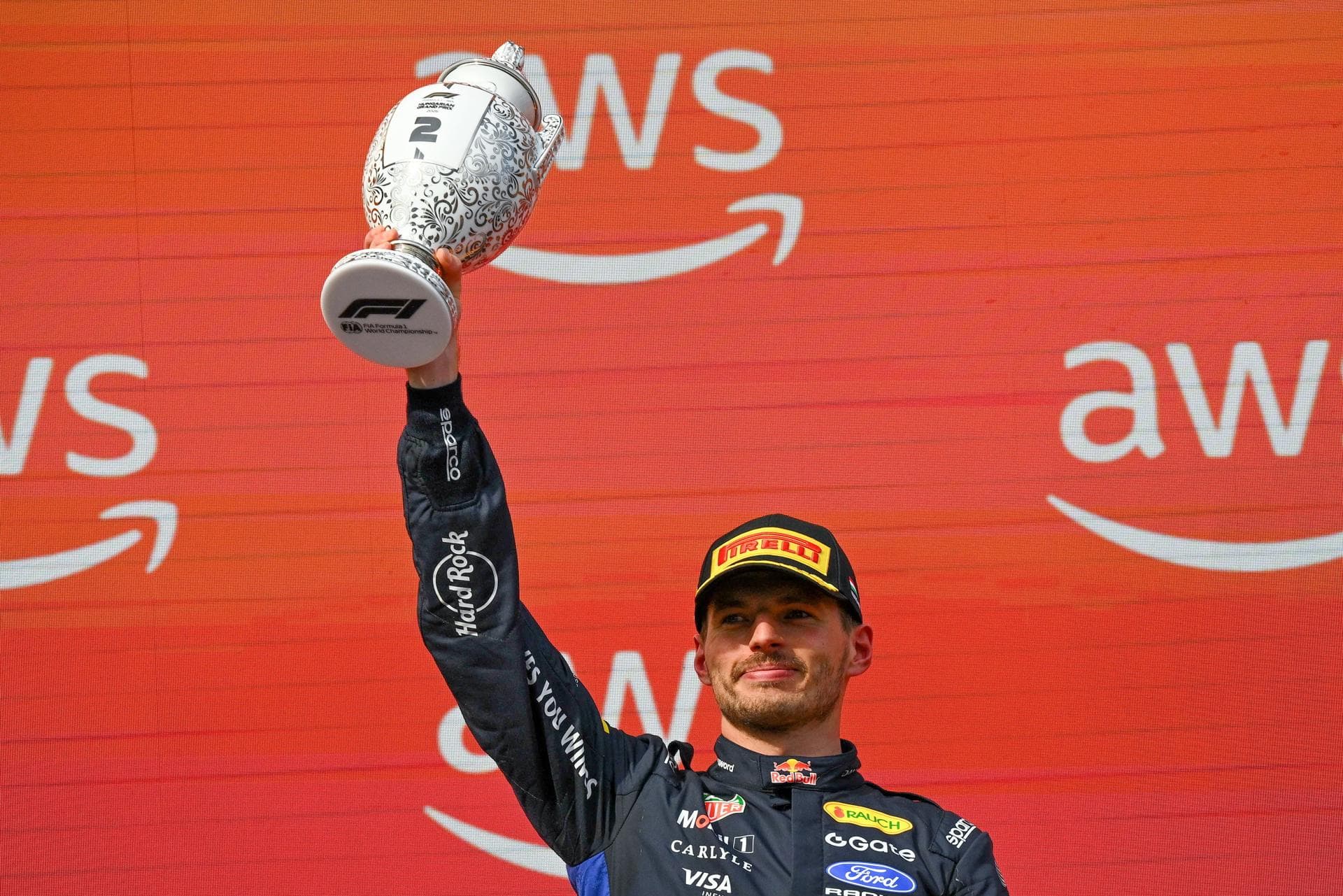 Max Verstappen renueva con Red Bull hasta el 2030