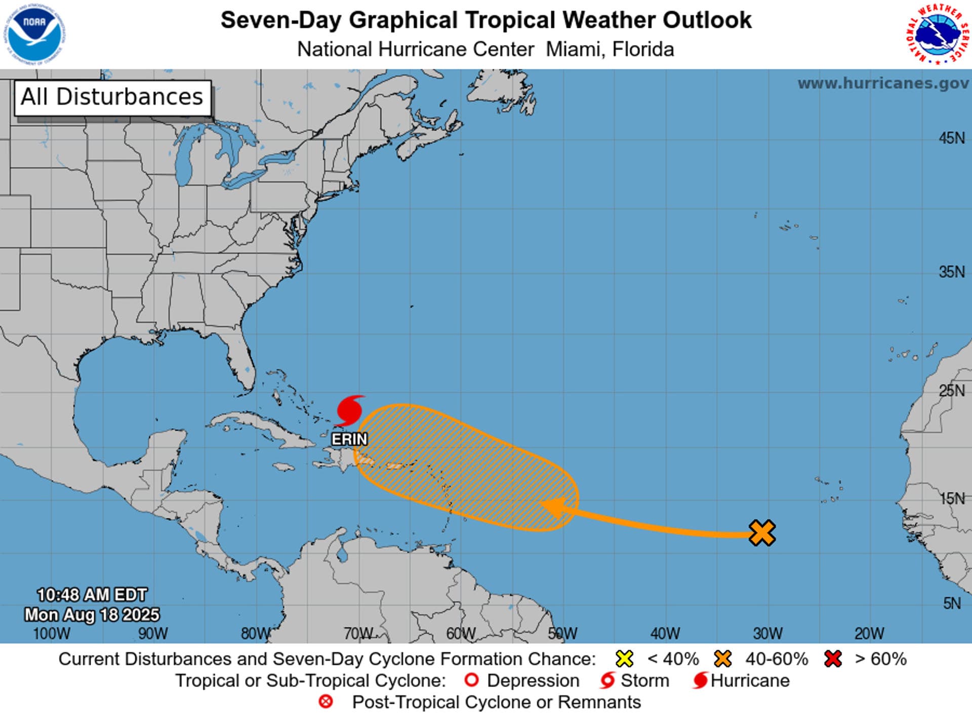 EE.UU. ordena evacuaciones por aumento del huracán Erin