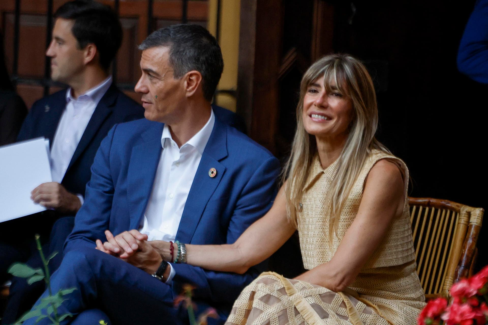 Imputan de “gansería” a esposa del presidente de España