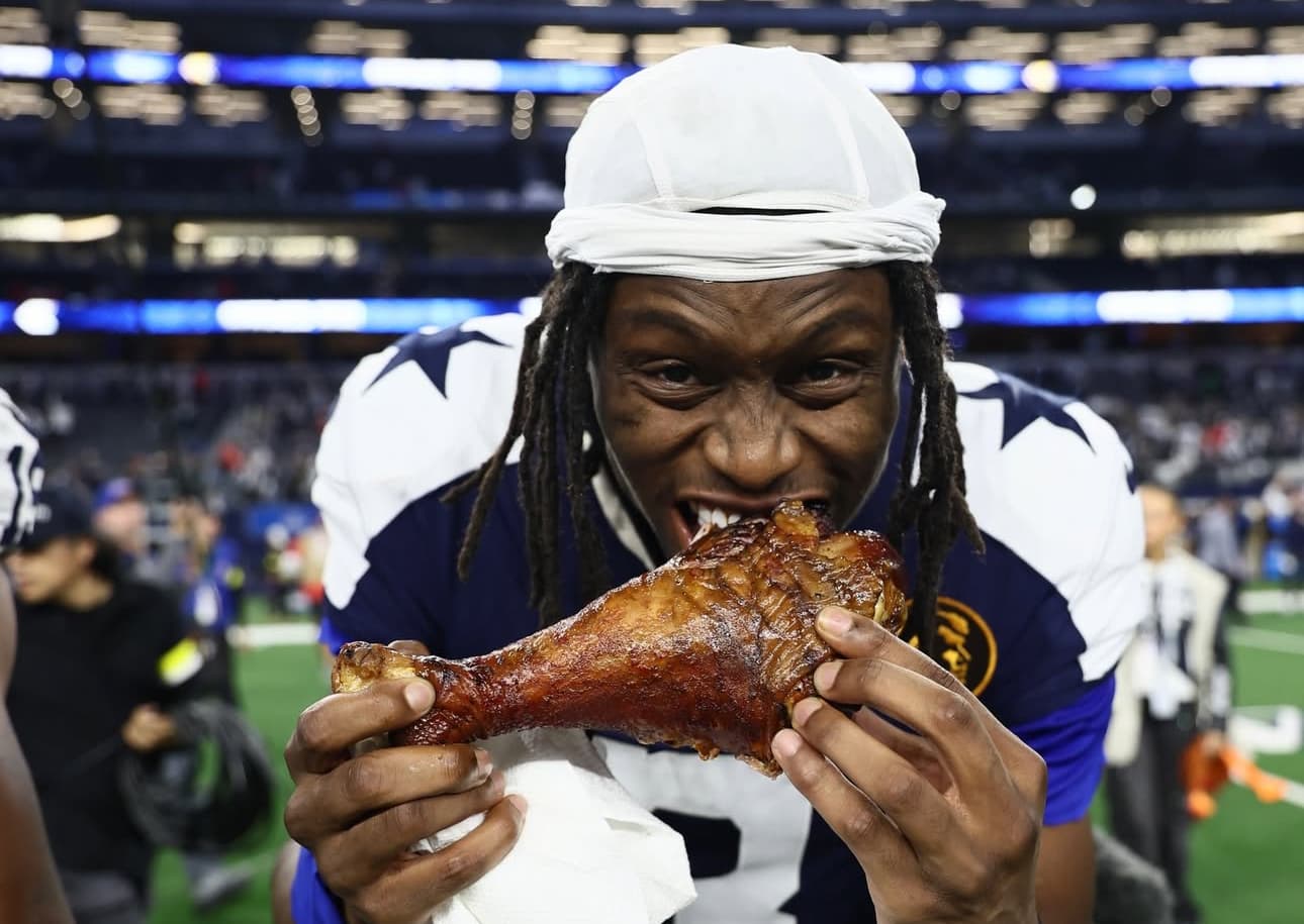 Los Cowboys derrotan a los Chiefs en el clásico de Acción de Gracias