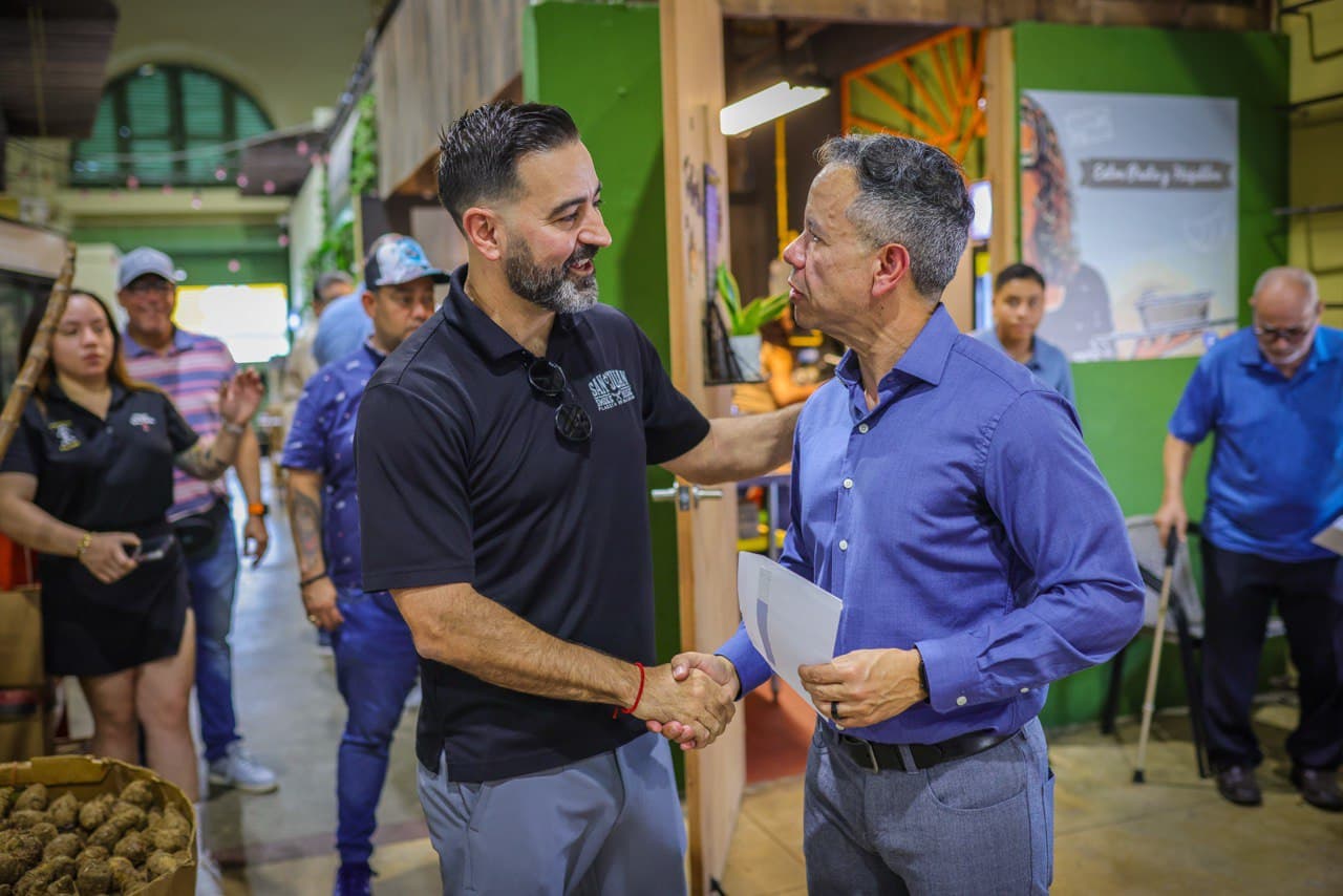 Miguel Romero impulsa la reconstrucción de La Placita