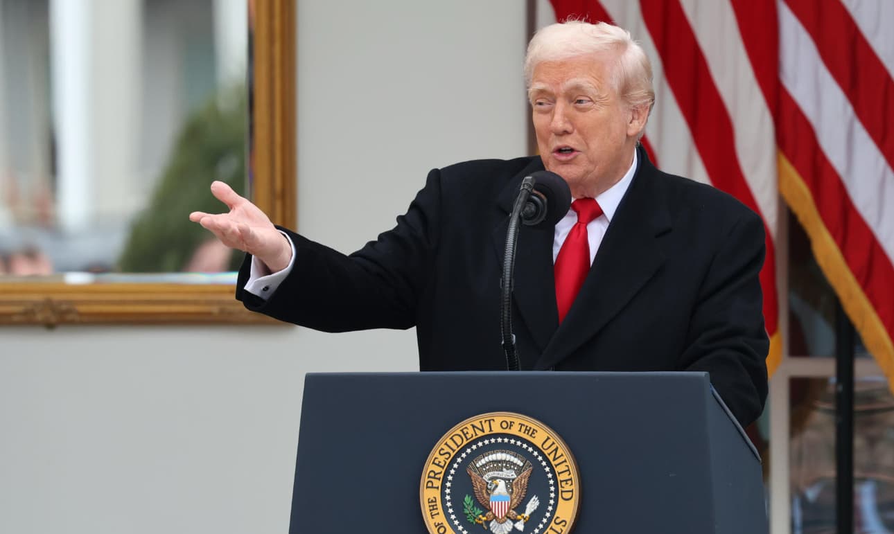 Trump insiste en que "podría hablar" con Maduro para "salvar muchas vidas"