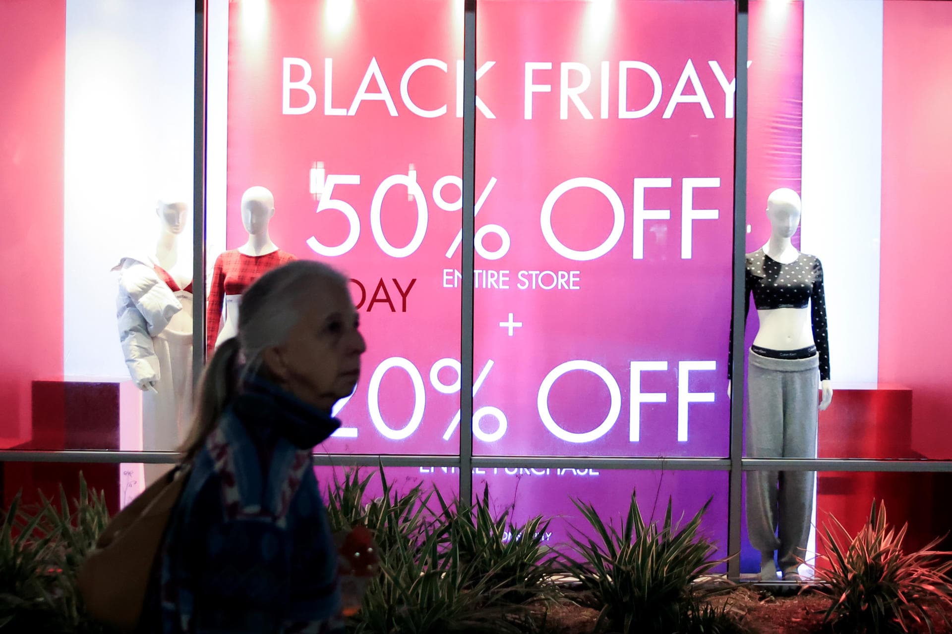[VIDEO] El Black Friday llegó a EE.UU. entre incertidumbre económica y menor gasto de consumidores