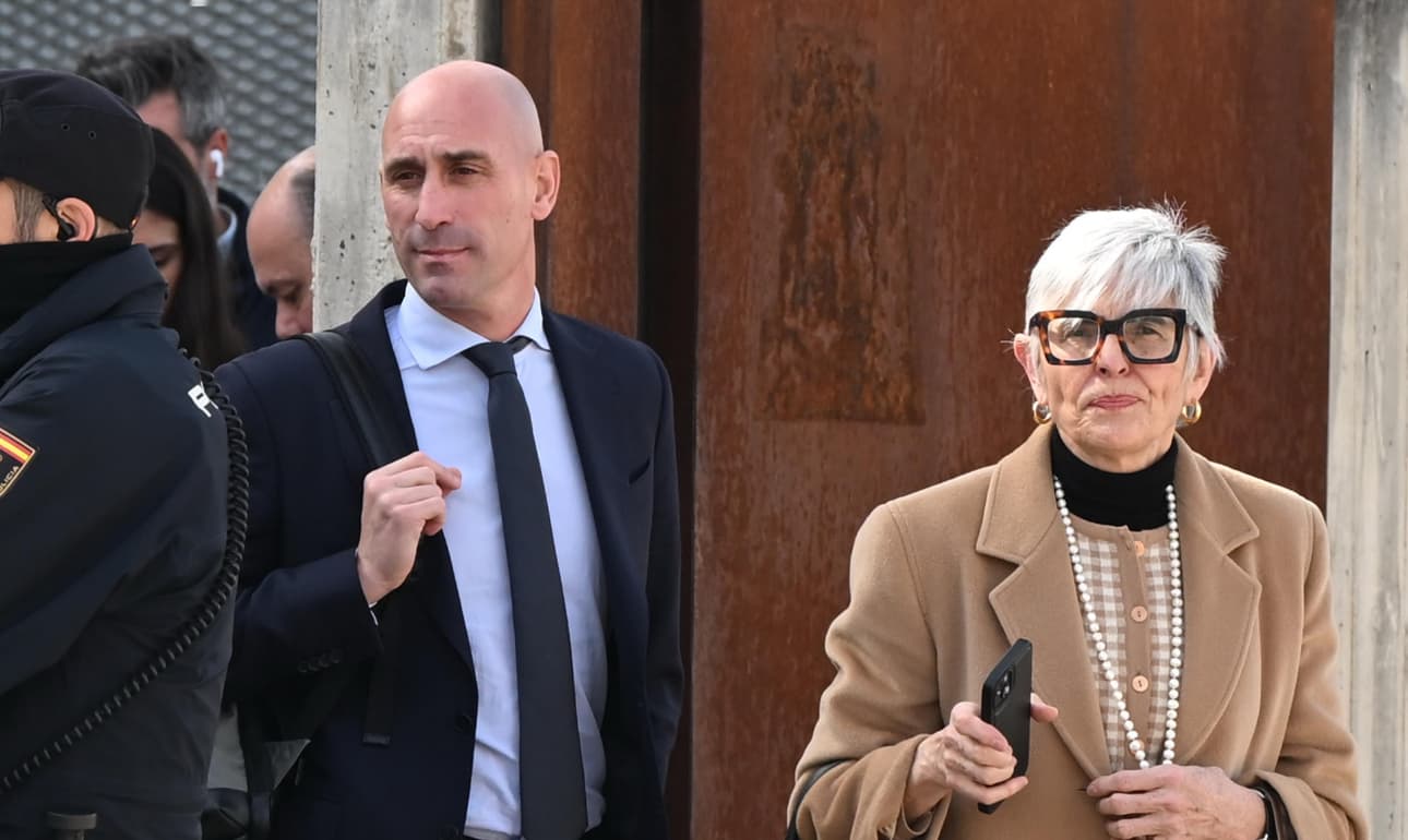 Rubiales: "No pido perdón a Jenni Hermoso porque yo le pregunté y me dijo 'vale'"