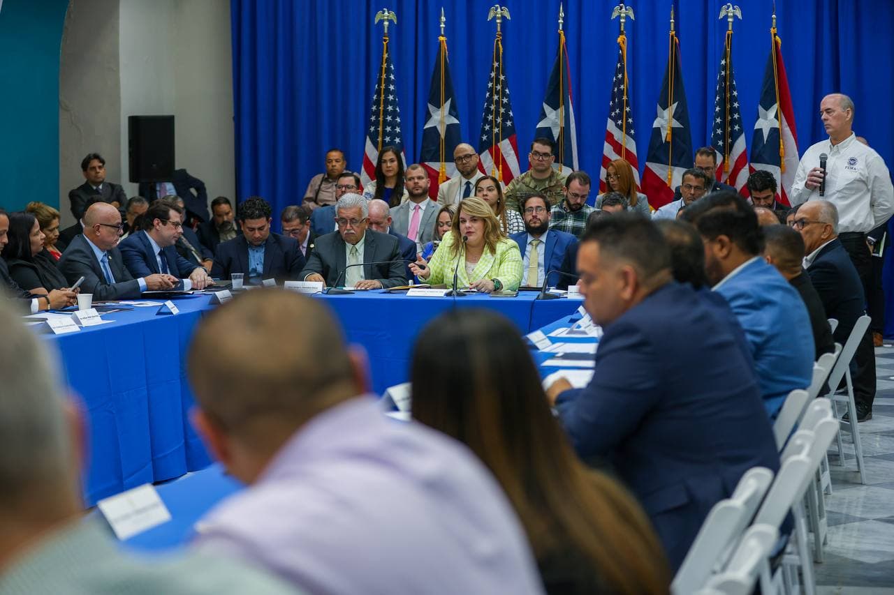 Gobernadora anuncia ayuda financiera para los municipios 