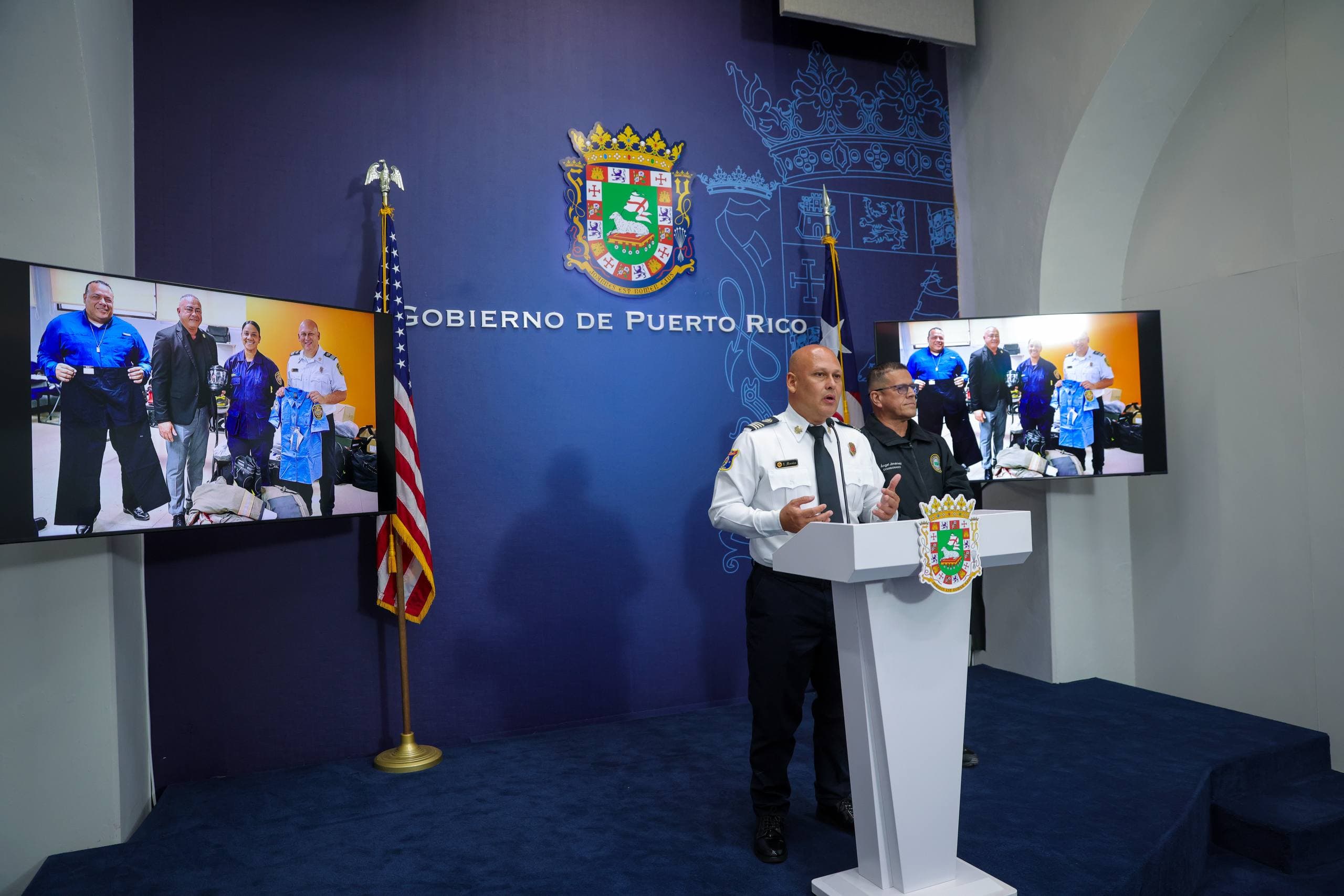 Gobierno hace inversión de sobre $1.3 millones en adiestramiento y equipos para bomberos