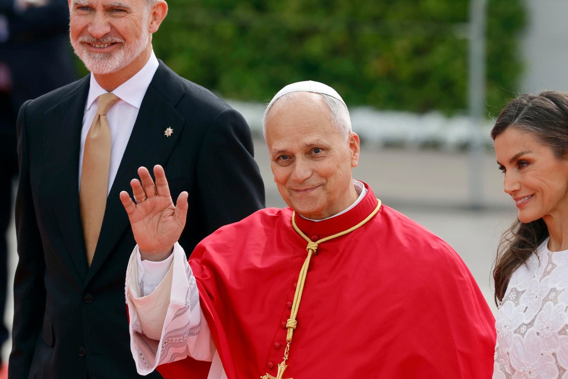 El Papa León XIV es operado con éxito de cáncer de pulmón
