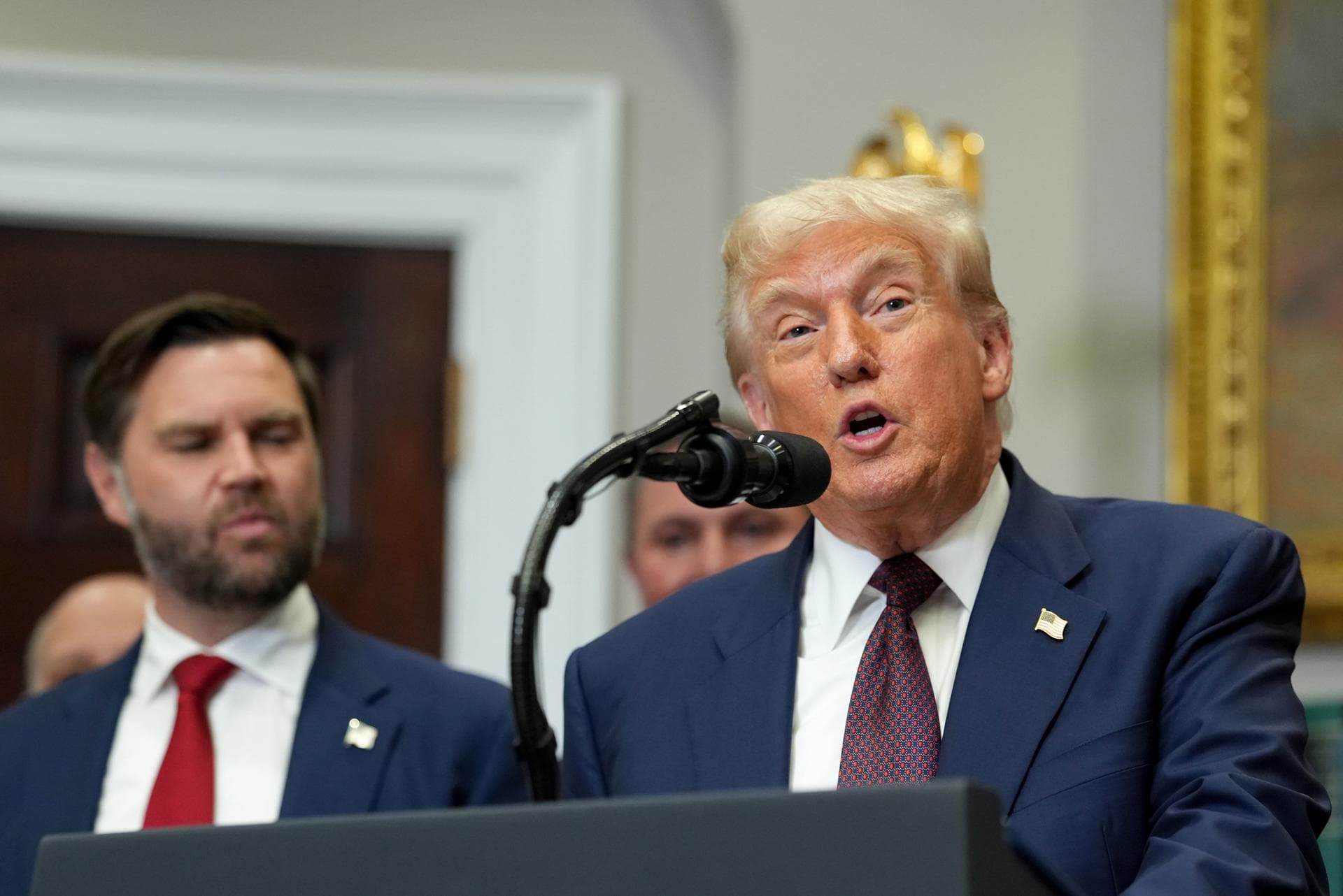 Trump califica de “repugnantes” ataques de Rusia a Ucrania