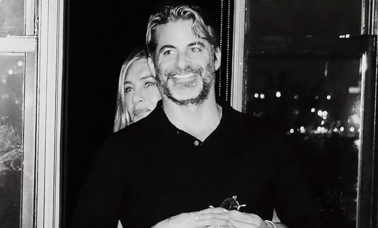 La actriz Jennifer Aniston confirma su relación con Jim Curtis