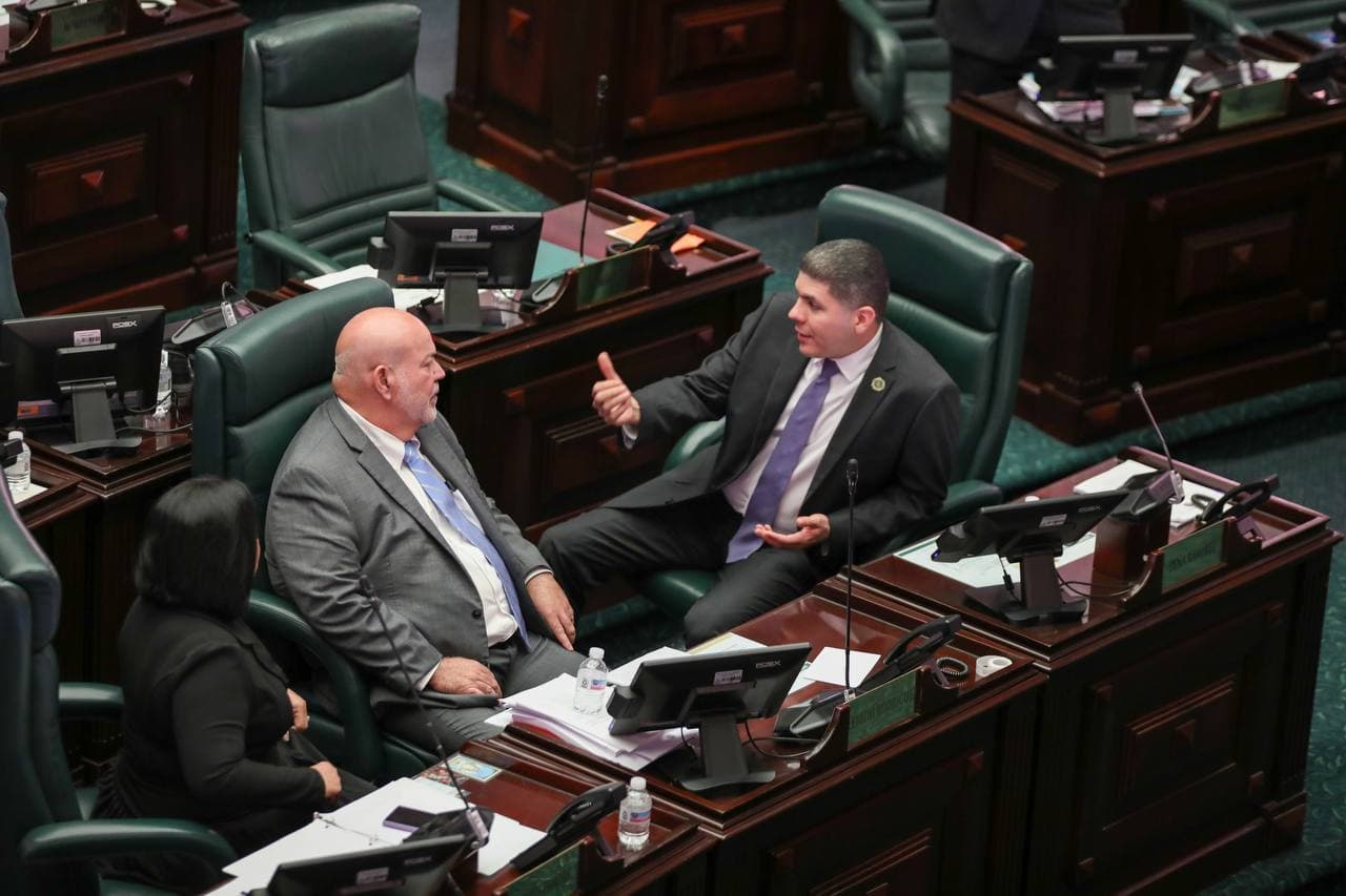 Se aprueba por la Legislatura el presupuesto para el año fiscal 2026-2027