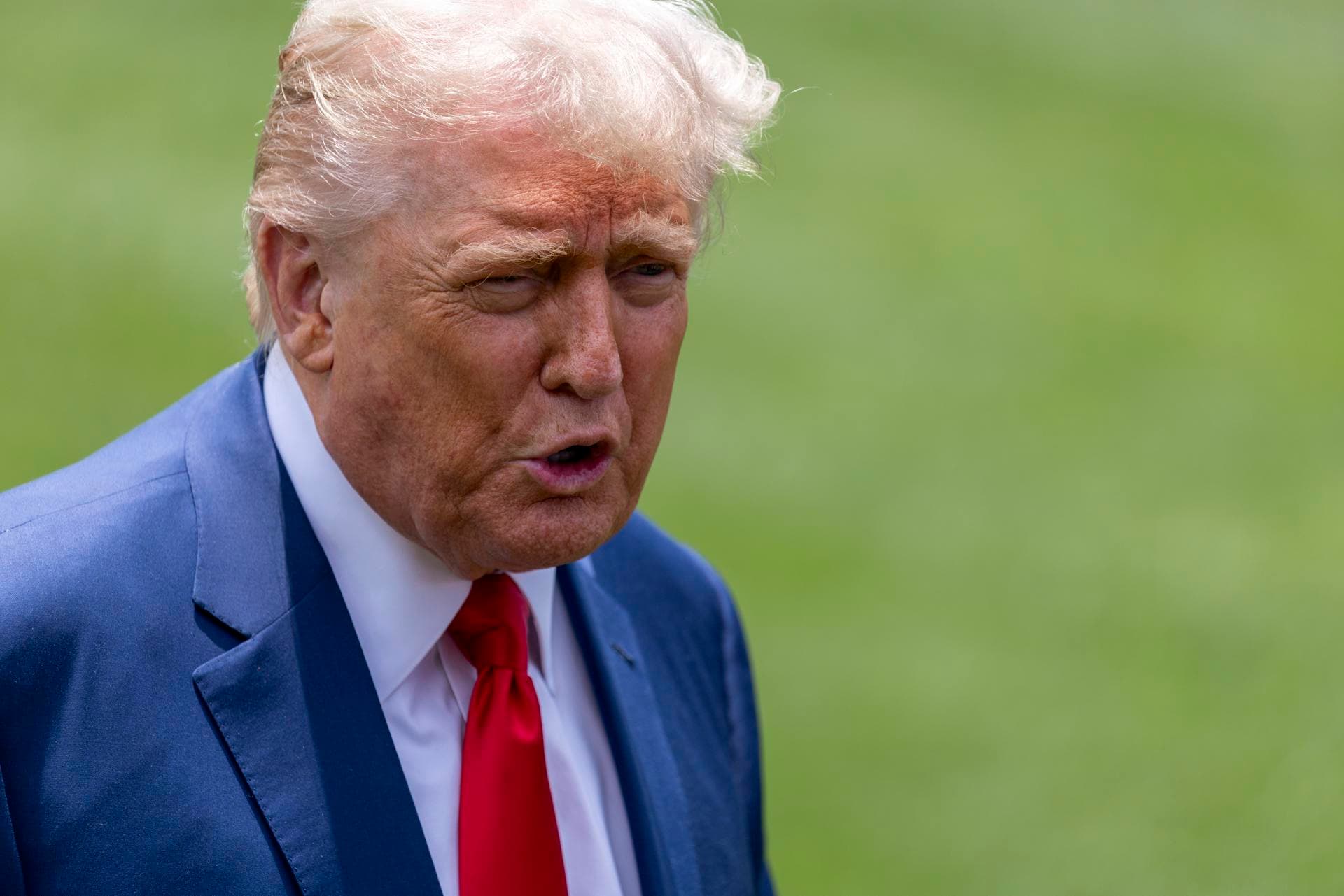 Trump envía 700 militares a Texas, Florida y Luisiana