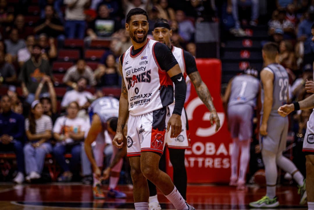 Leones defienden su cancha frente a los Vaqueros  