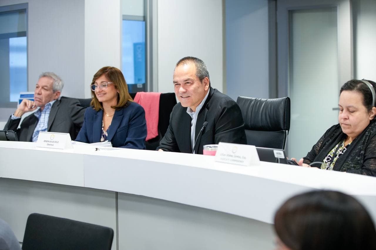 Negociado de Energía aclara proceso de contratación de proyectos de energía renovable y almacenamiento