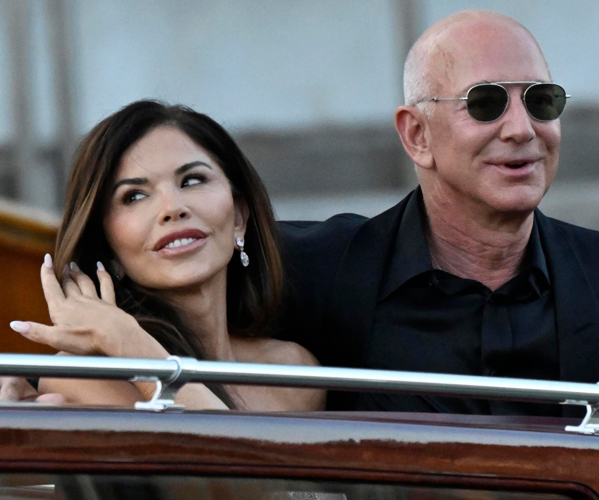 La boda de Bezos terminó a son de protestas