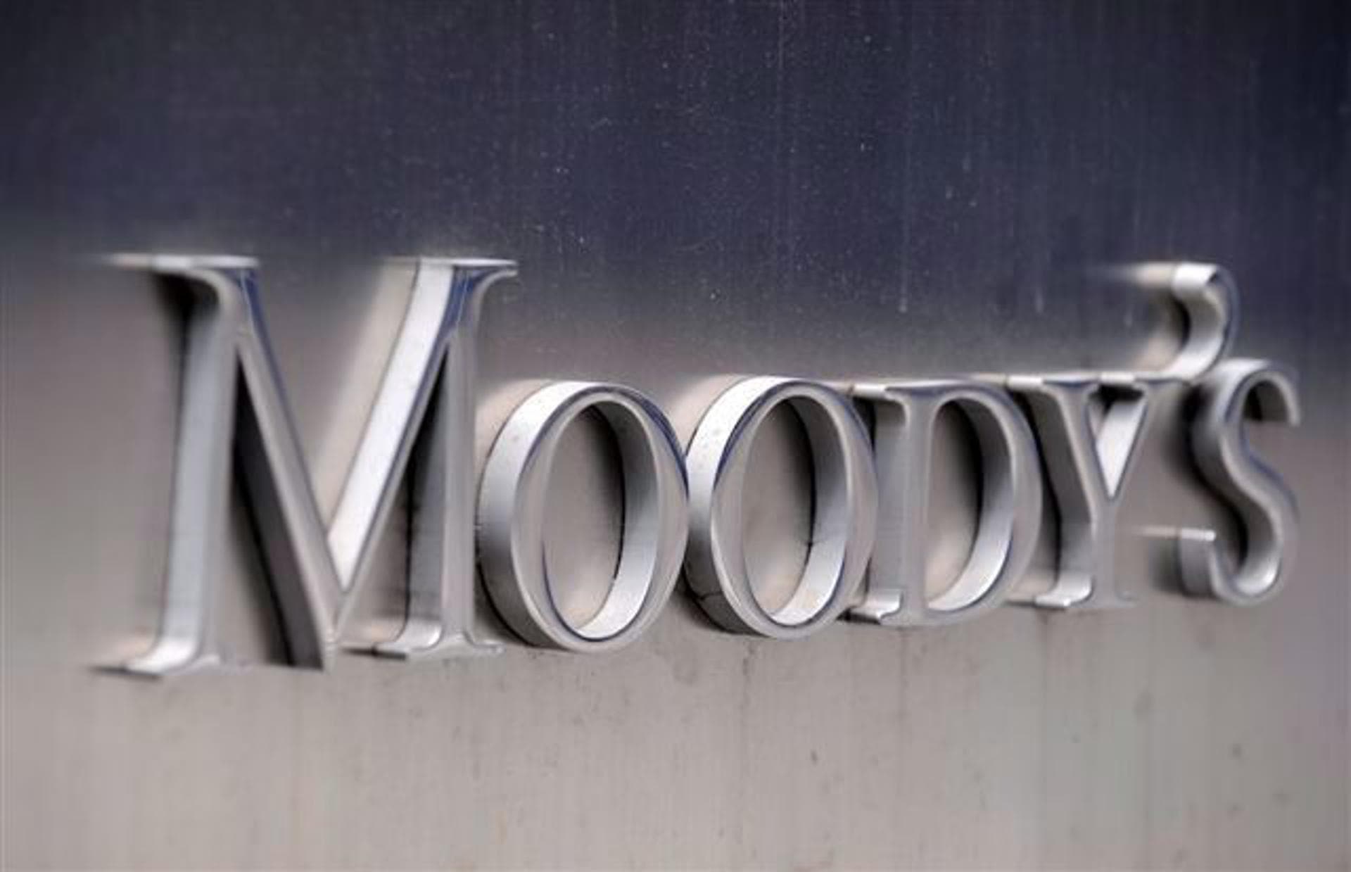 Moody's rebaja la calificación crediticia de Estados Unidos