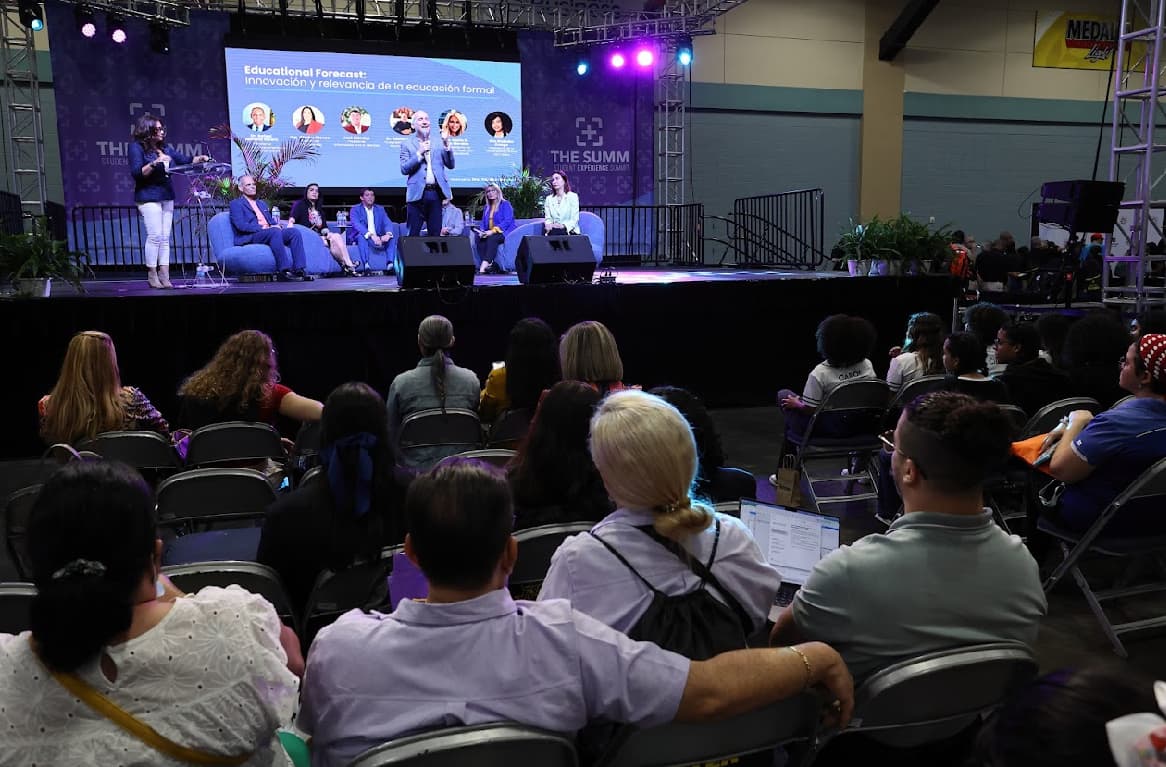 Regresa feria “The Summ: Student Experience Summit”