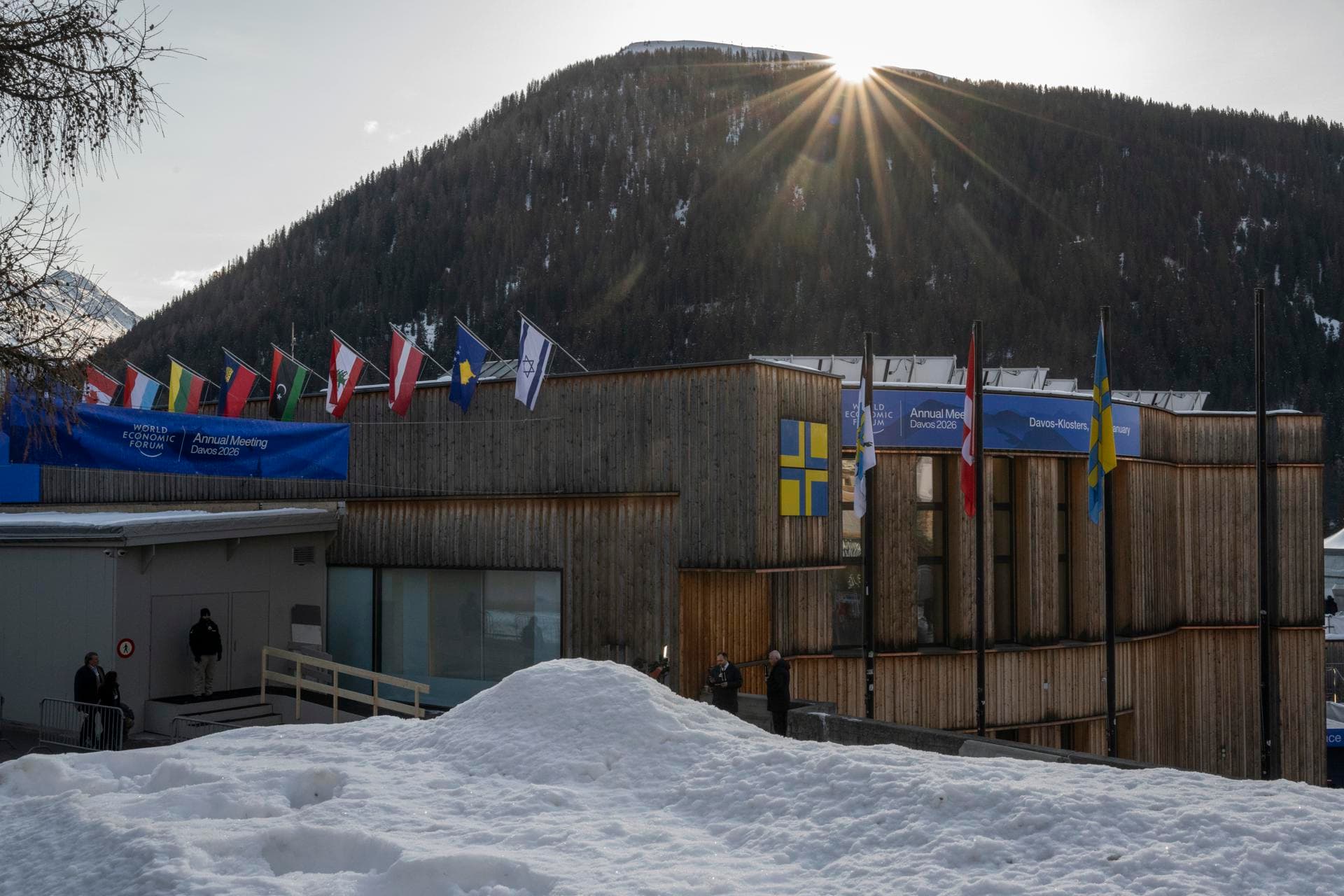 [VIDEO] La confianza de los grandes ejecutivos se hunde por el impacto de la IA y los aranceles