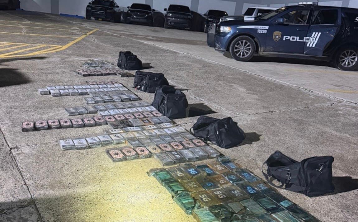 Policía ocupa 166 kilos de cocaína tras persecución en Fajardo