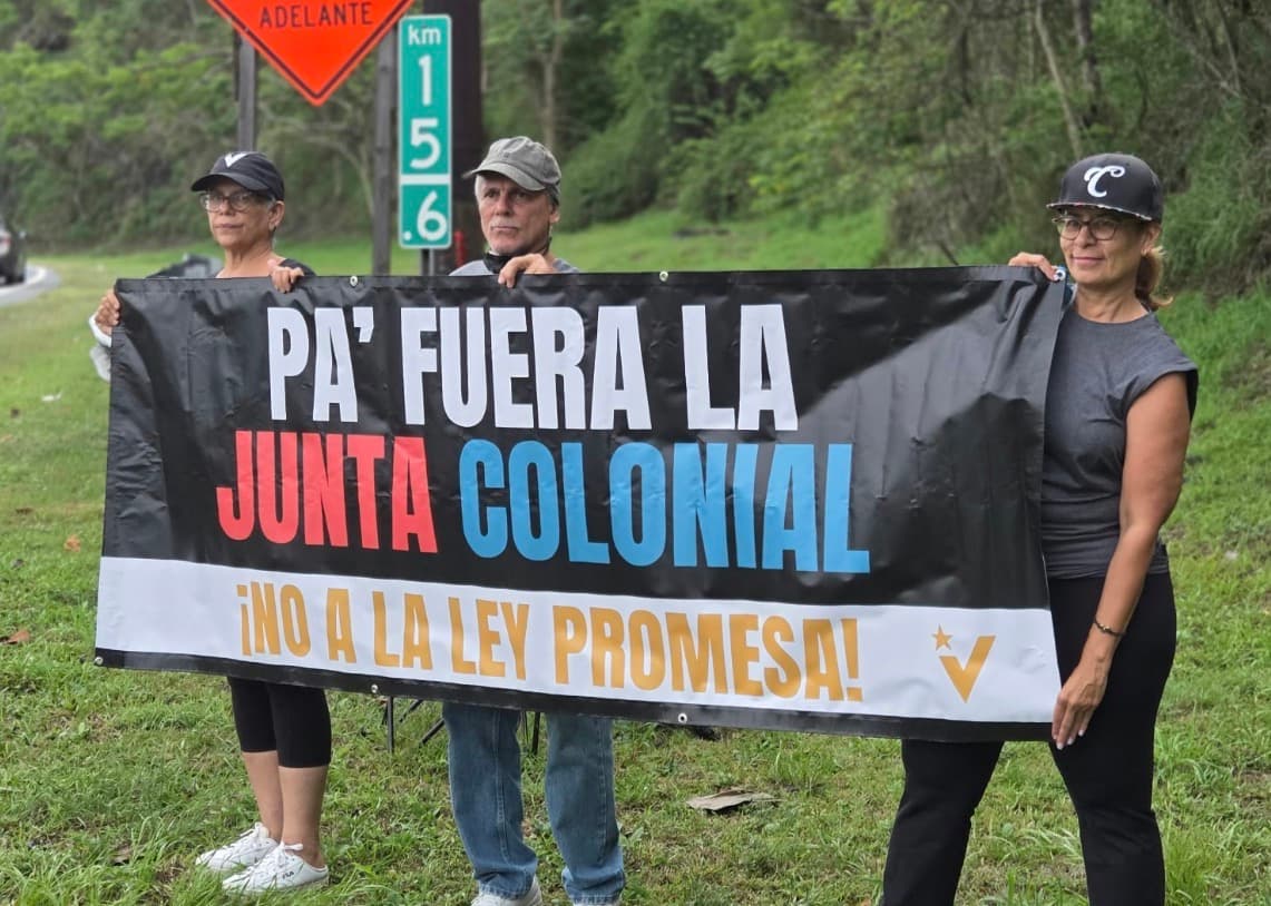 Izquierdistas bloquean varias carreteras utilizando de excusa una protesta contra la Junta de Supervisión Fiscal