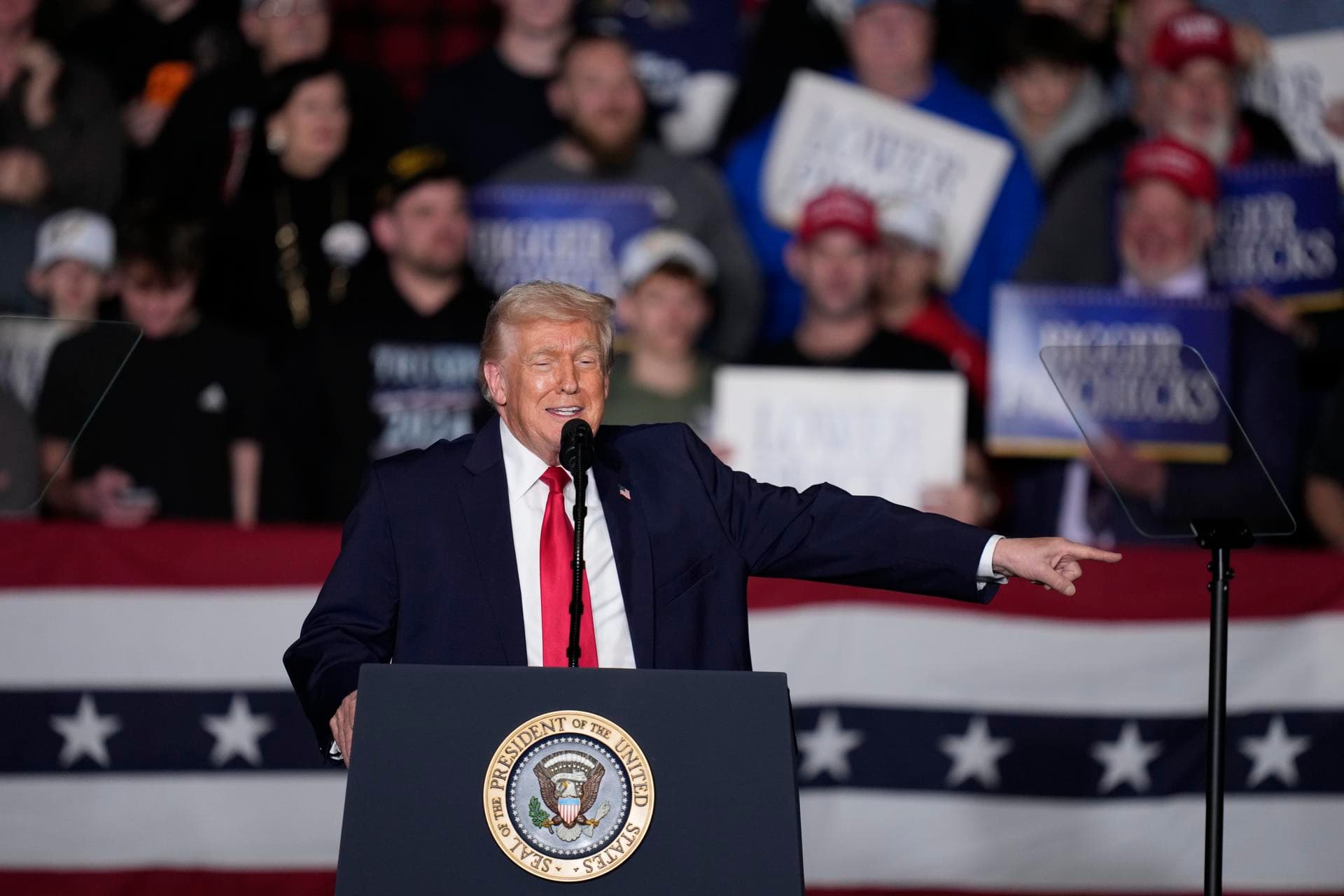 Trump descarta retirar las tropas de Irán hasta lograr "completar" la misión