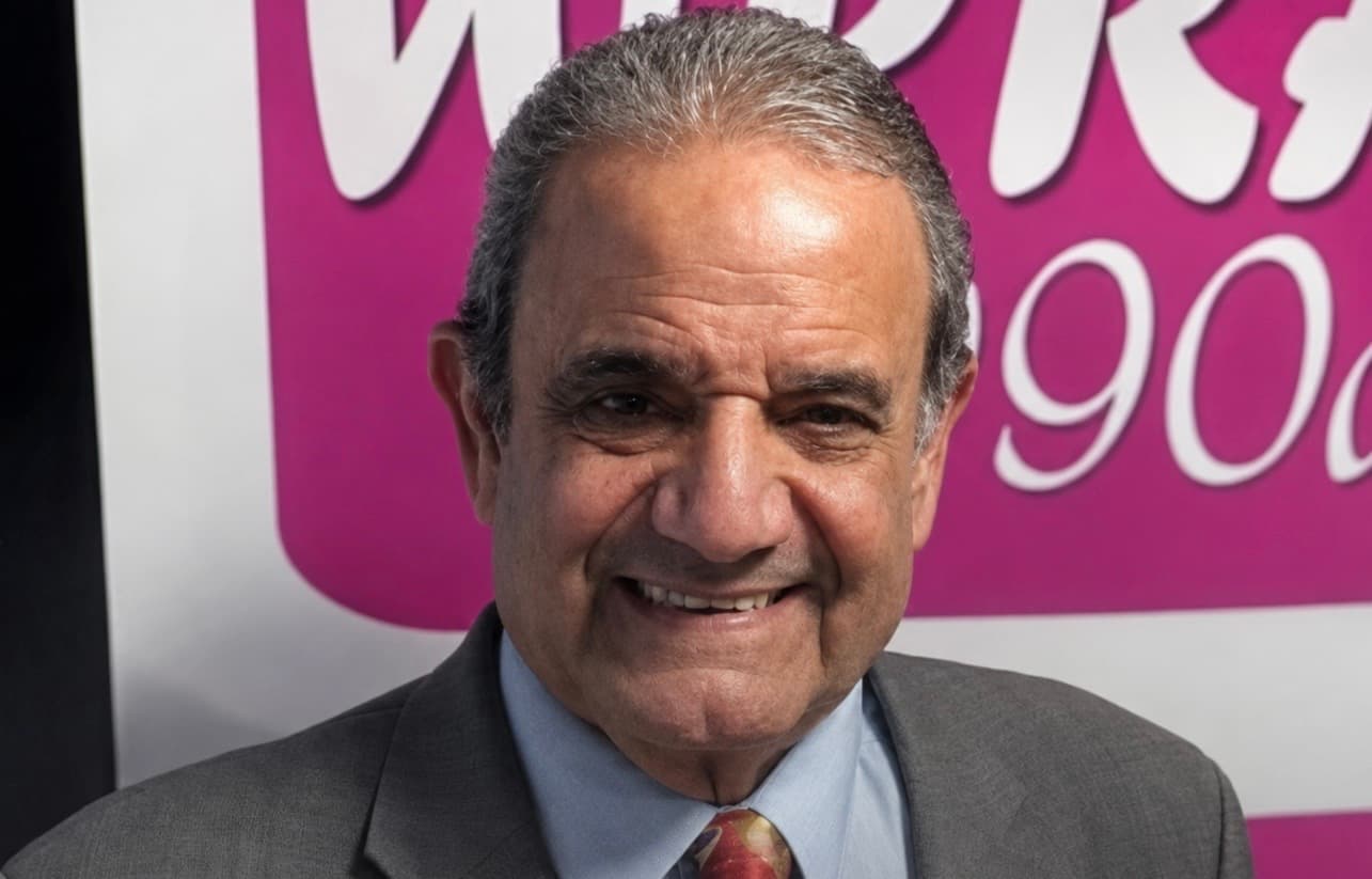 Fallece Johnny Flores, leyenda de la crónica deportiva puertorriqueña