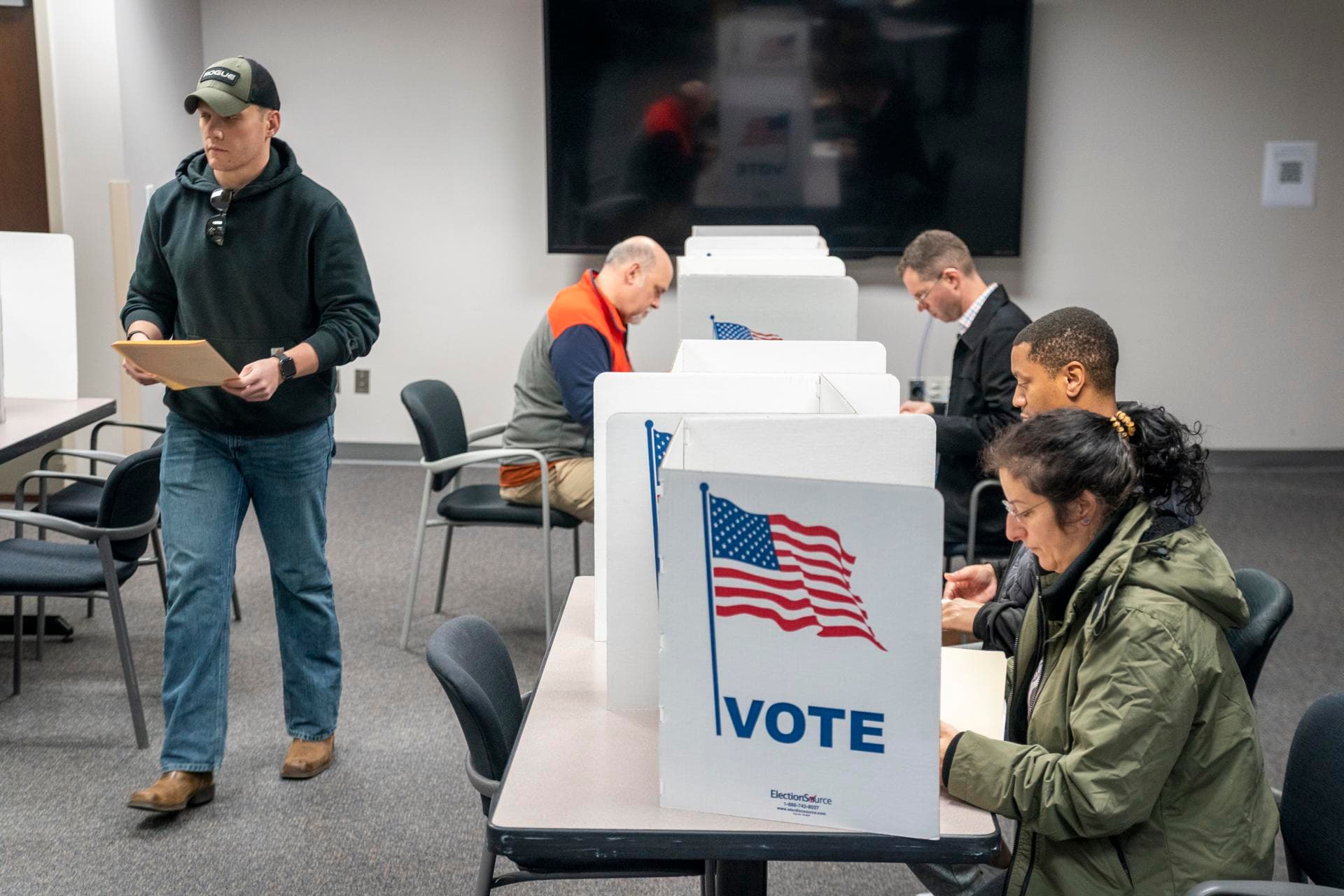 Campañas de desinformación en Estados Unidos evolucionan con las elecciones y la IA