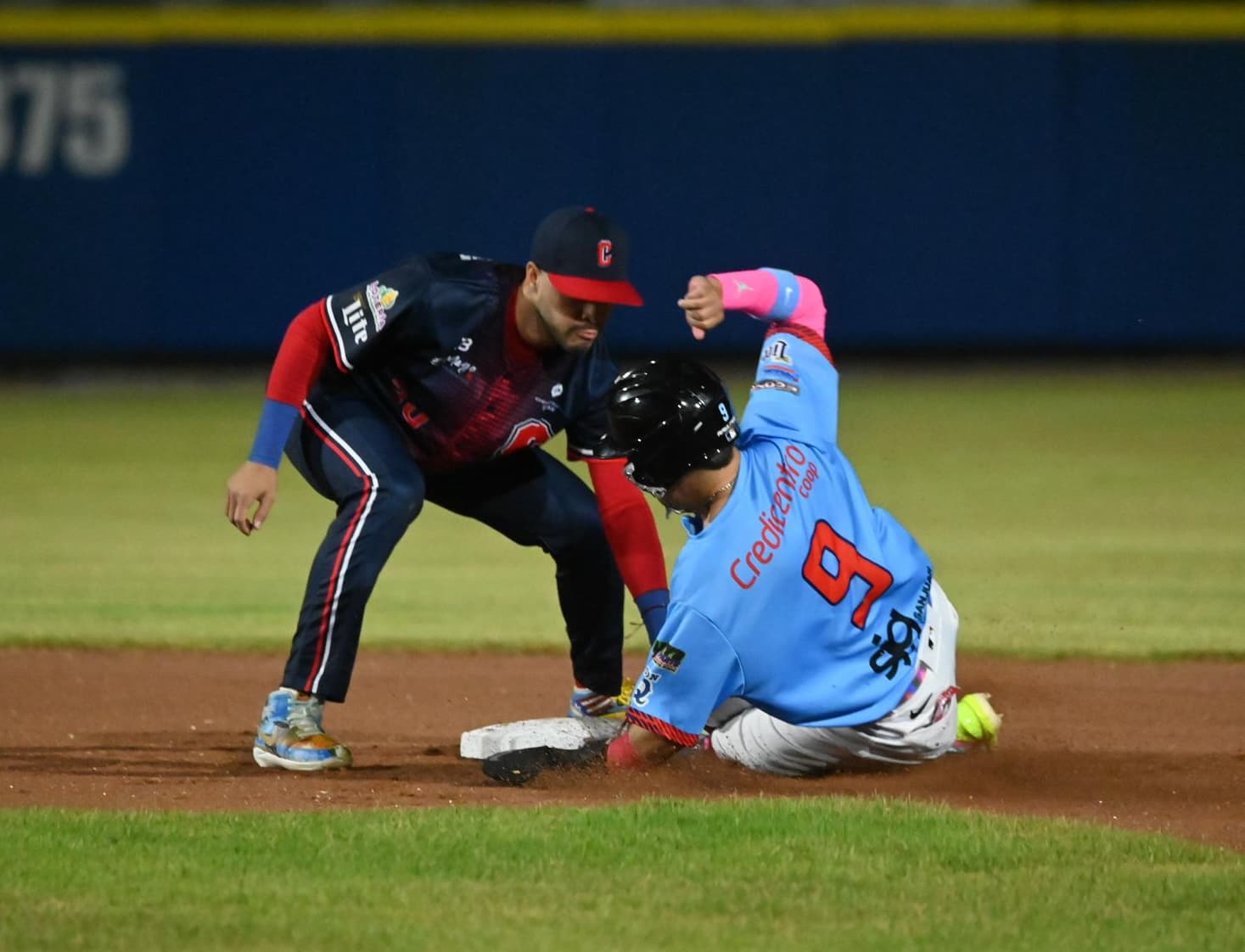 Bravos y Próceres definen último boleto a la postemporada