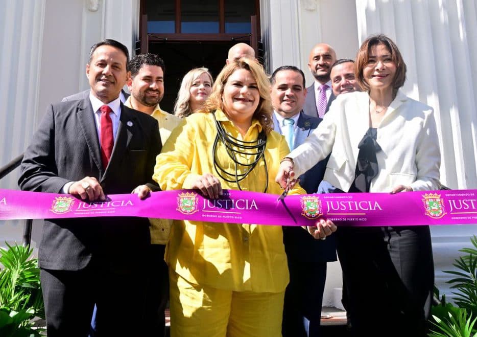 Gobernadora reinaugura nueva sede de la Fiscalía en Aguadilla
