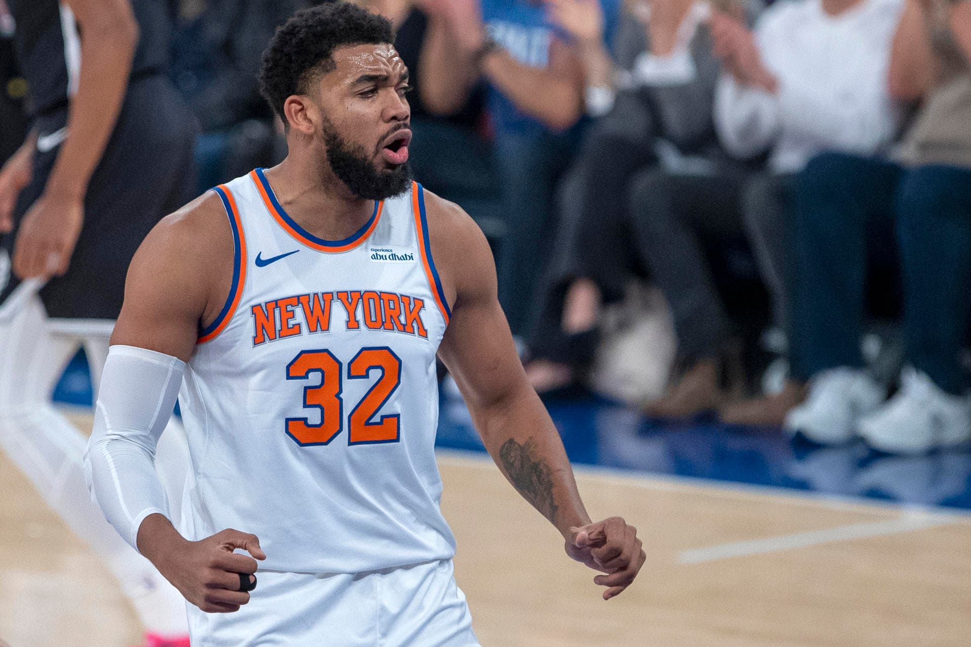 Los Knicks llegan a las semifinales de la Copa de la NBA tras ganar a los Raptors