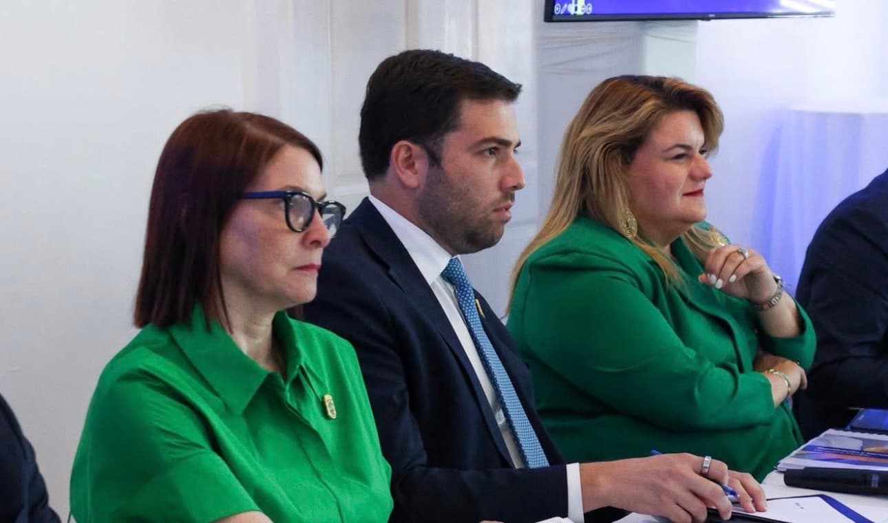 Gobernadora espera aprobación de la Reforma de Permisos en esta sesión legislativa