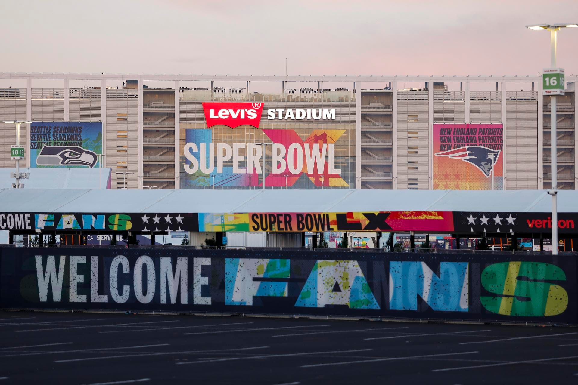 El precio de las entradas del Super Bowl se dispara hasta los 18,000 dólares