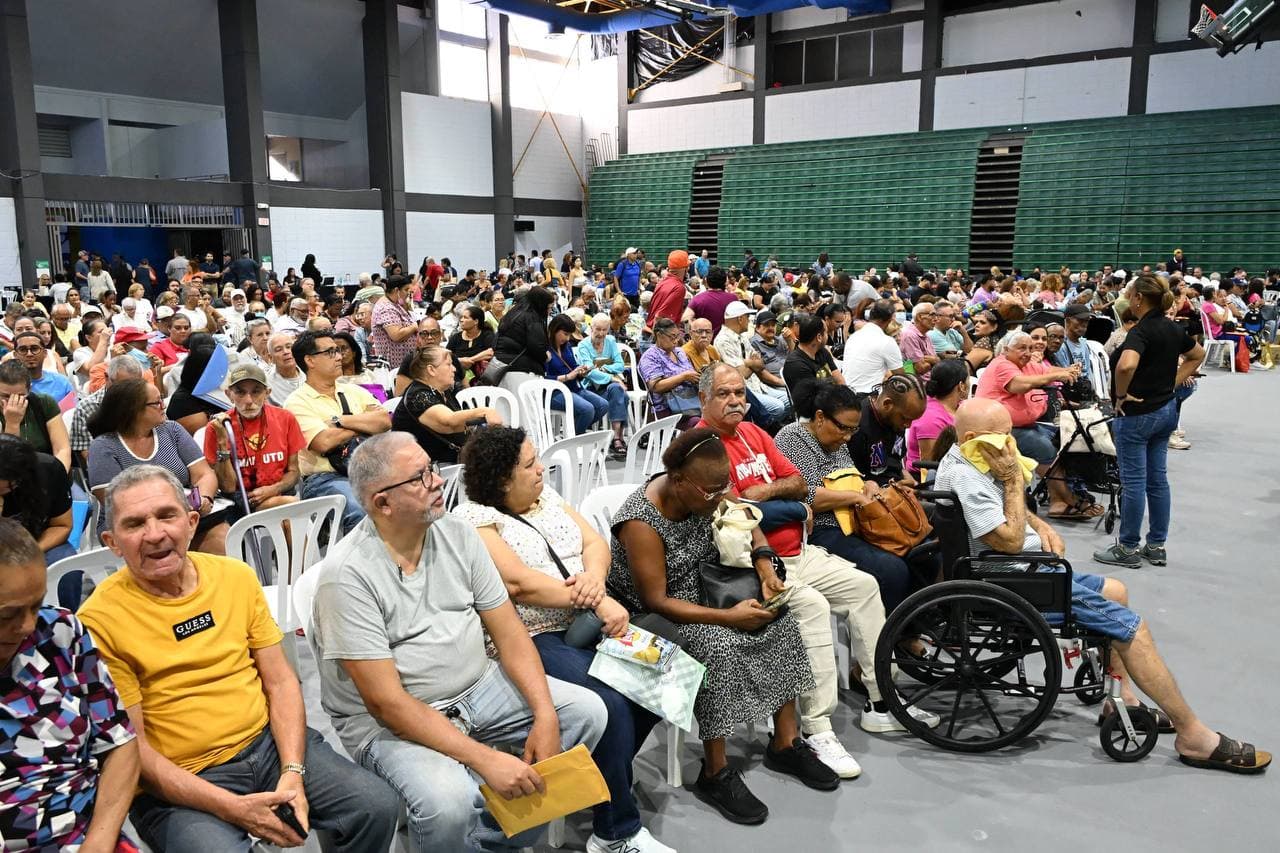 Departamento de la Familia atiende alta demanda de servicios del PAN durante jornada en San Juan