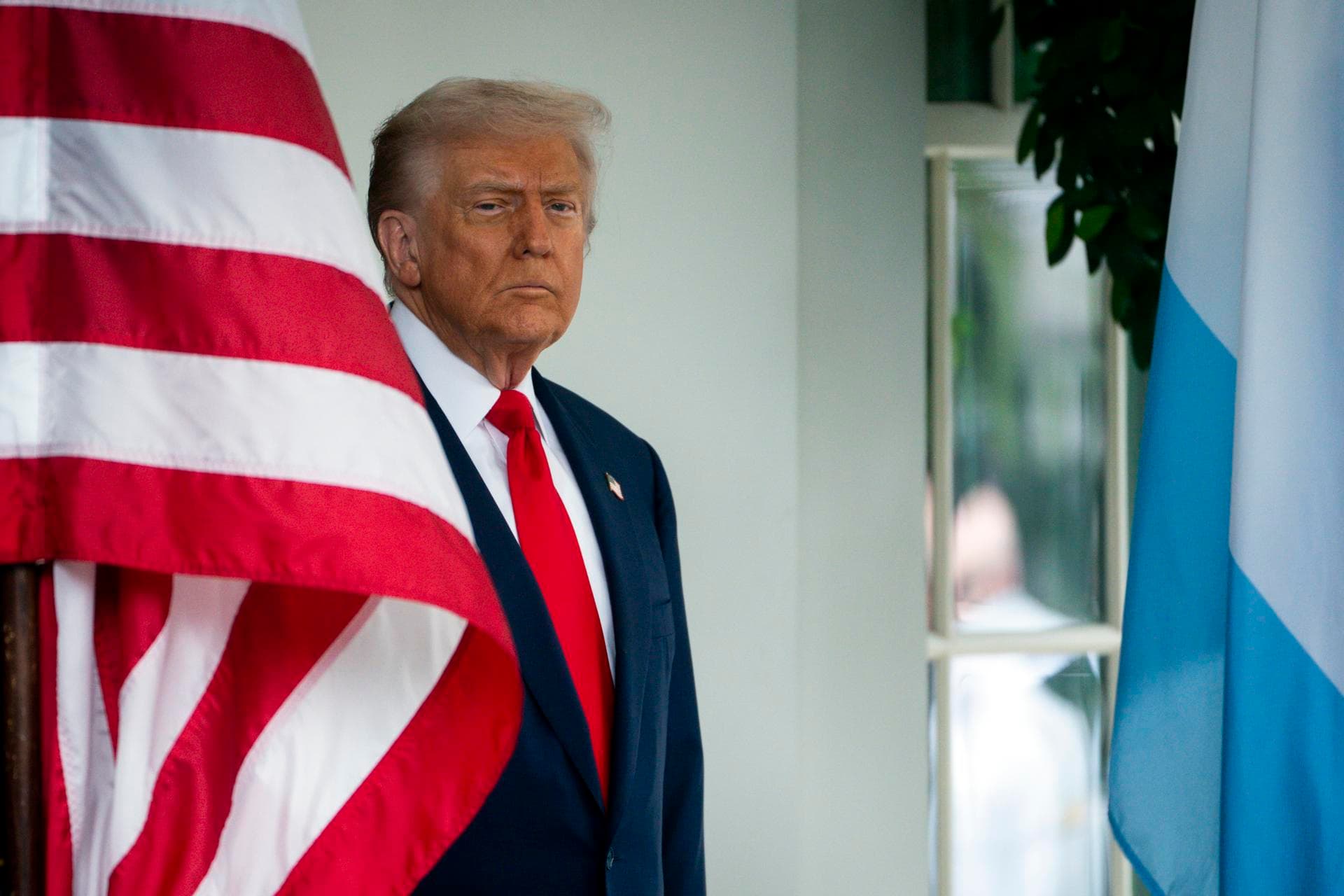 Trump anuncia que EE.UU. hundió otro barco con seis "narcoterroristas" en el Caribe