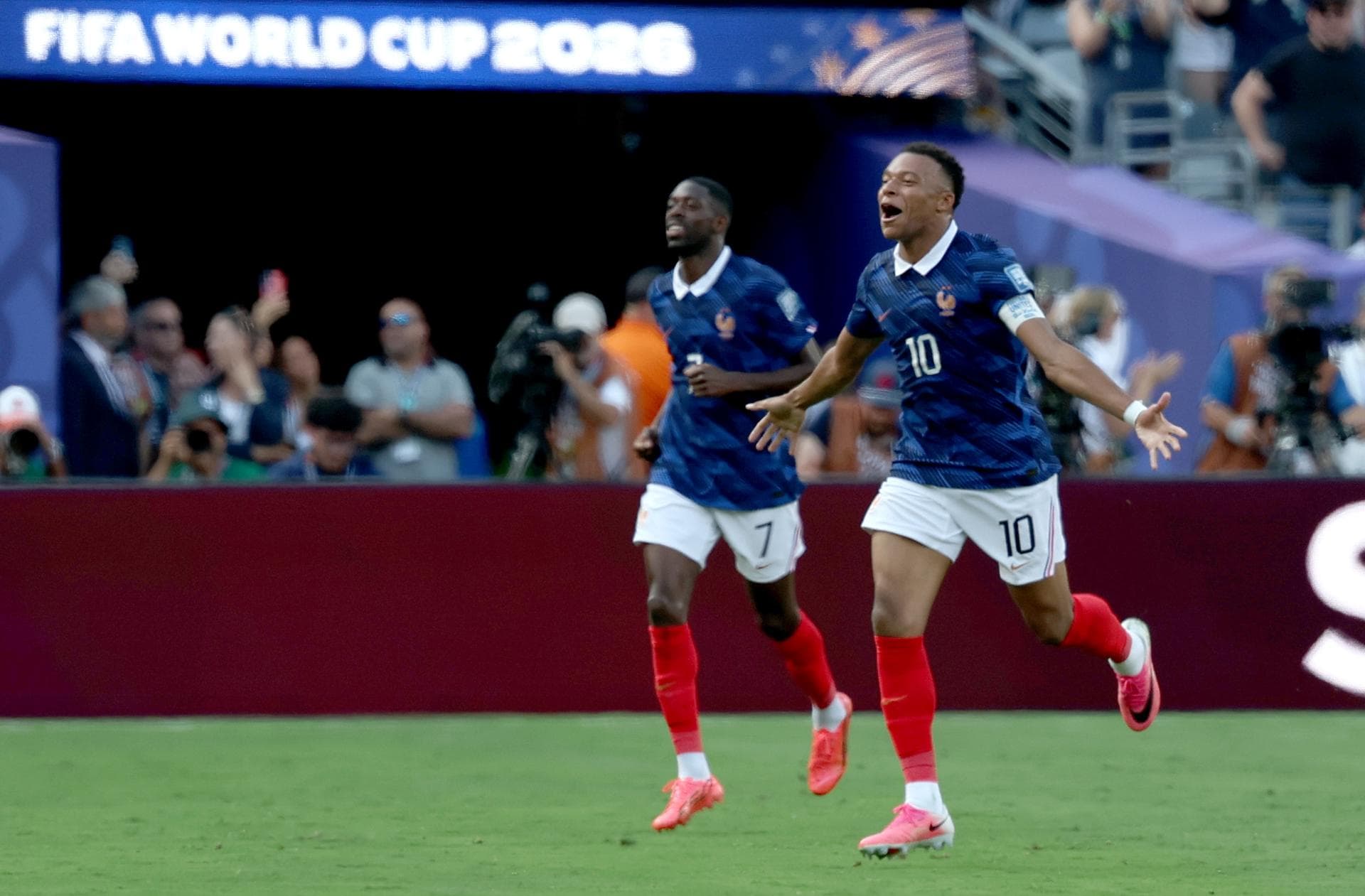 Mbappé ajusticia a Suecia y se cita en octavos con Paraguay