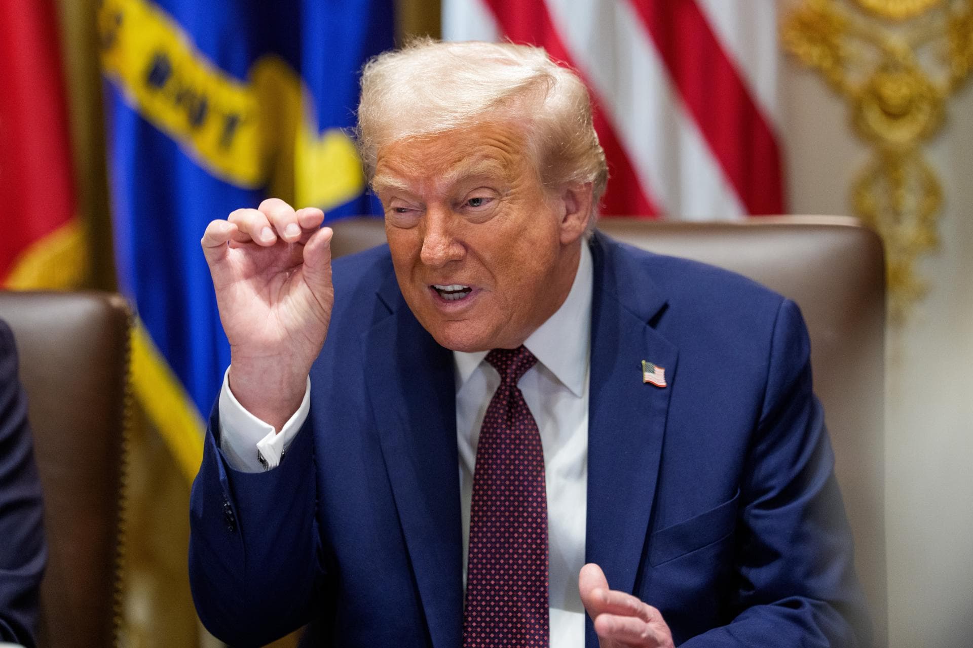 Trump defiende la energía nuclear y producida con carbón