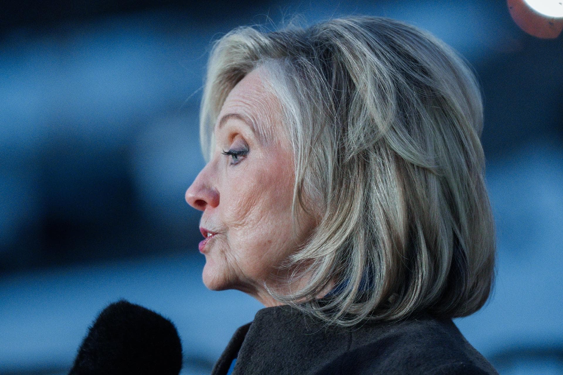 [VIDEO] Congreso de EEUU publica videos íntegros de declaración de los Clinton sobre Epstein