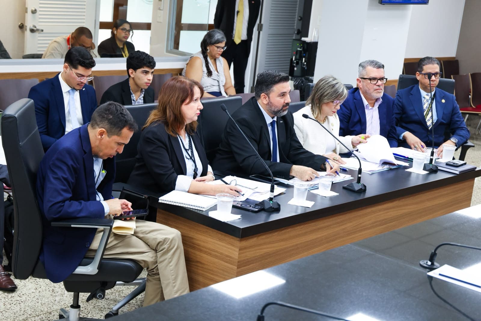 Hacienda advierte que eliminar la “crudita” no garantiza baja de 36.9 centavos por galón