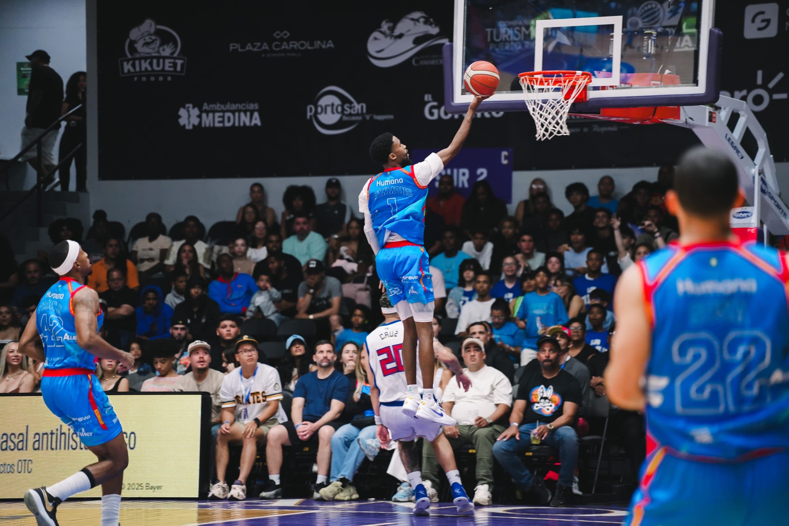 Gigantes y Santeros con victorias en el BSN