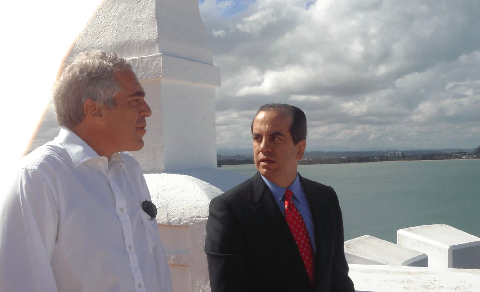 Rivera Schatz arremete contra Aníbal Acevedo Vilá por junte con Jeffrey Epstein