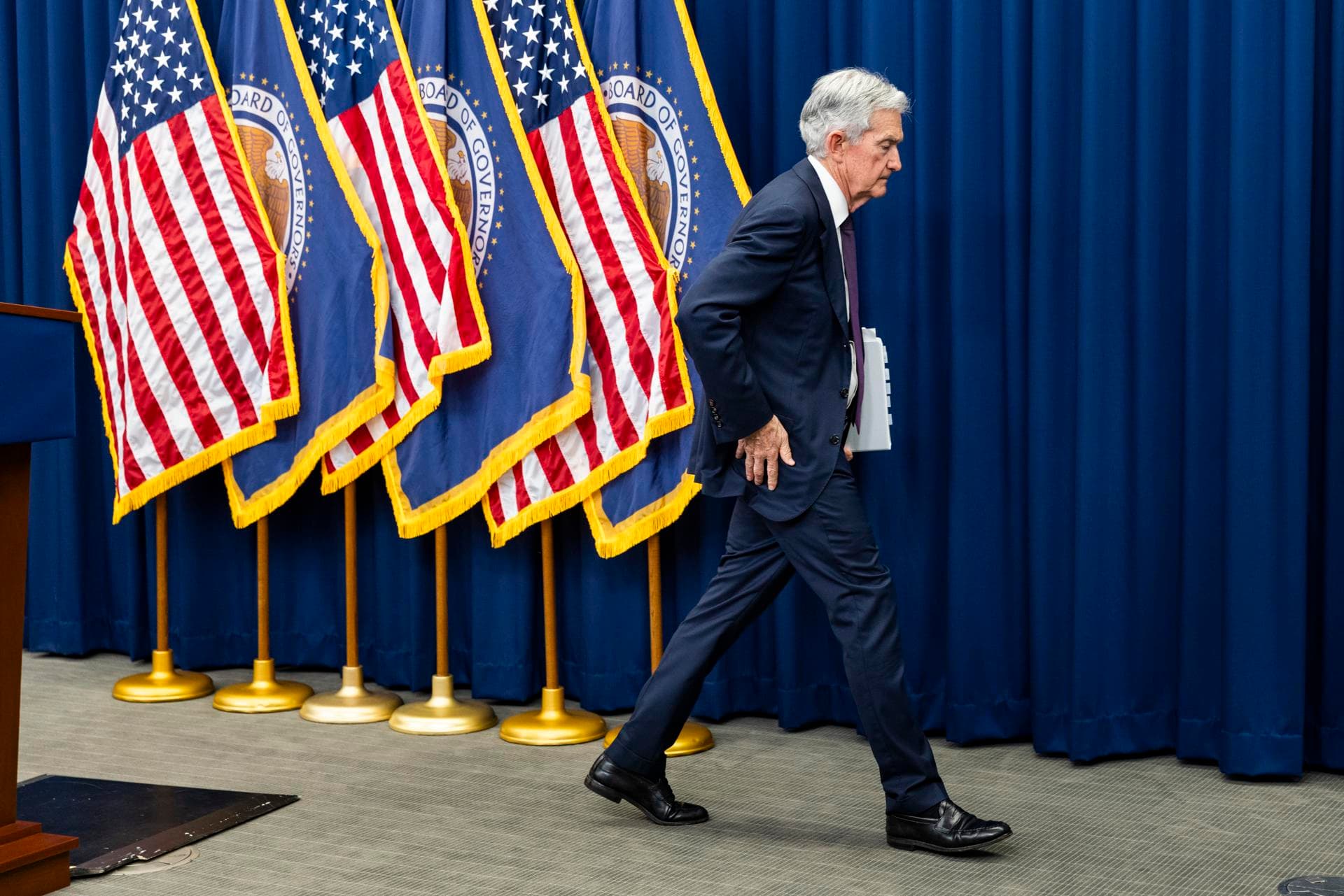 Jefe del Tesoro busca reemplazo para el Presidente del FED