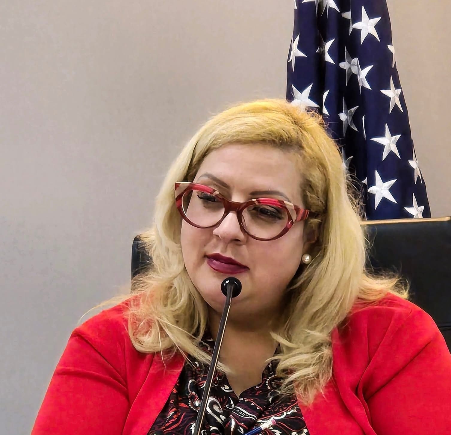 Controversia legislativa en torno a violencia en el noviazgo 