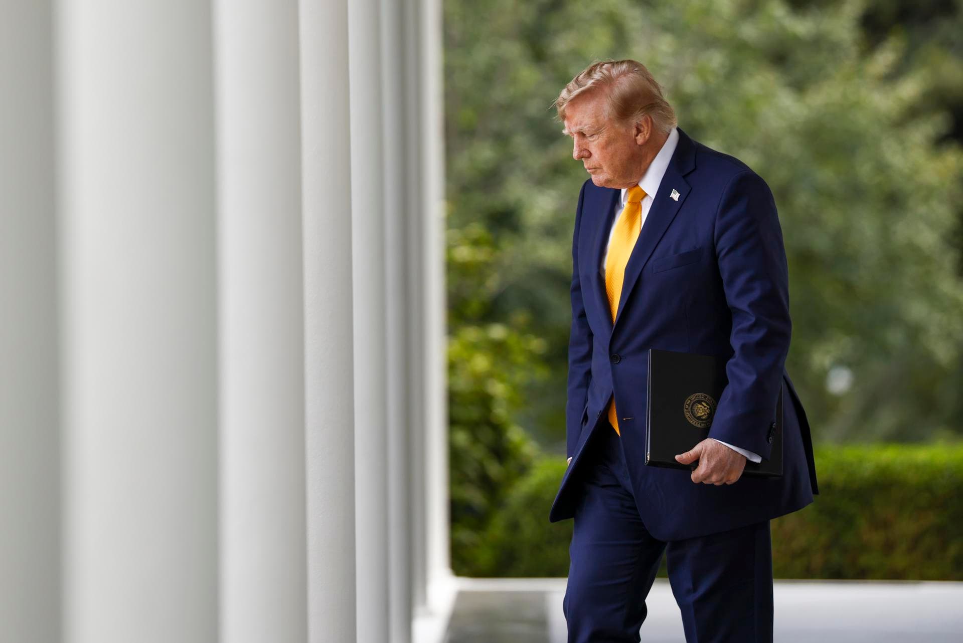 Trump acusa a Canadá de querer "llevar a la quiebra" a empresas de EE.UU.