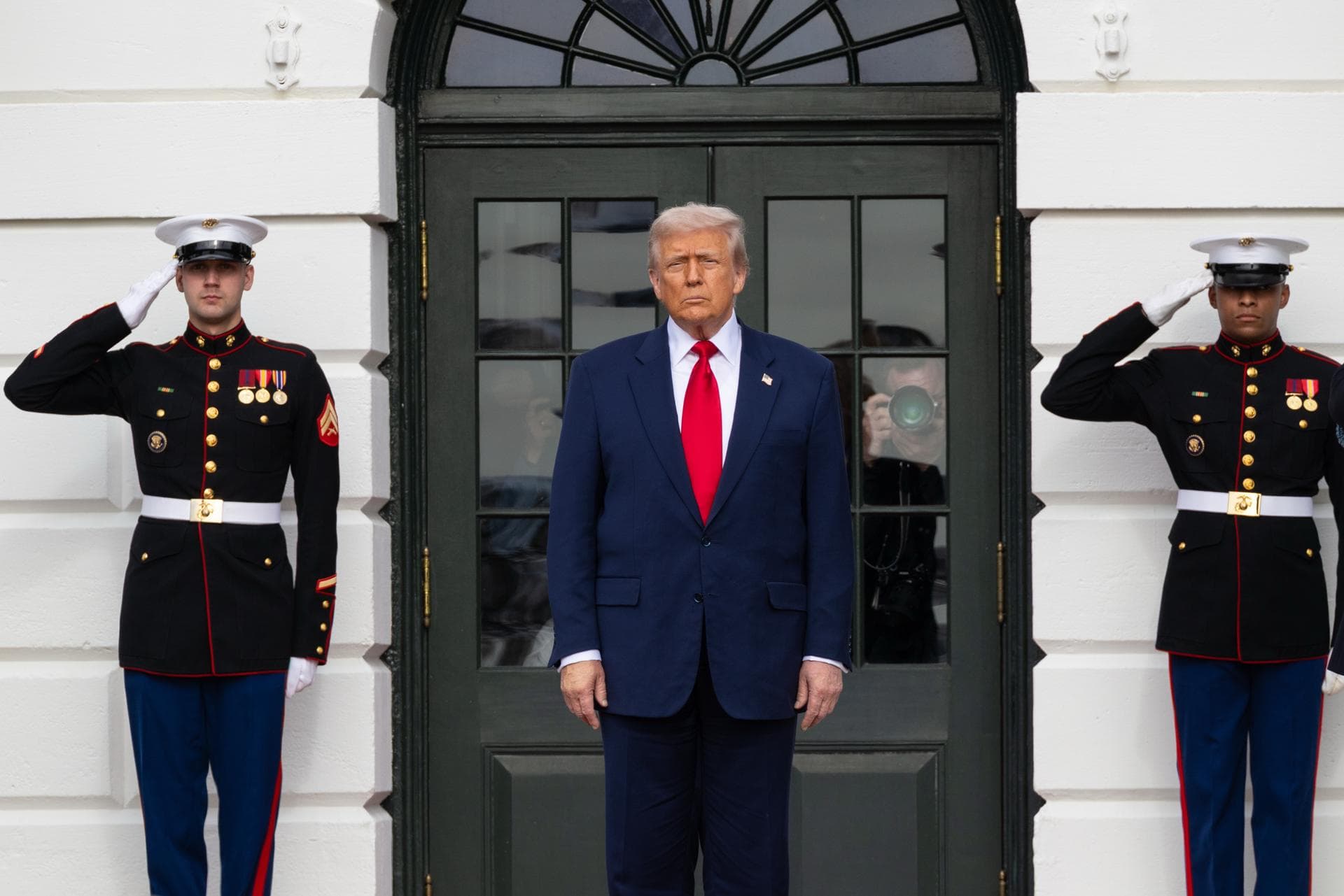 Trump lanza la 'Misión Génesis', que busca impulsar descubrimientos científicos con IA