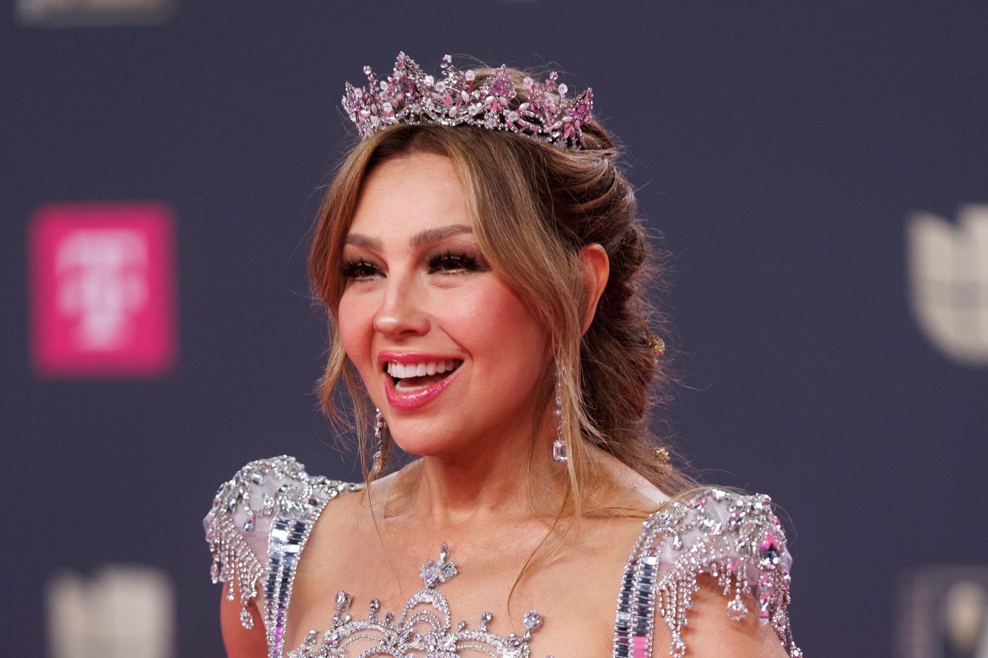 Una moda con mucha creatividad y sin reglas dominó la alfombra de Premio Lo Nuestro