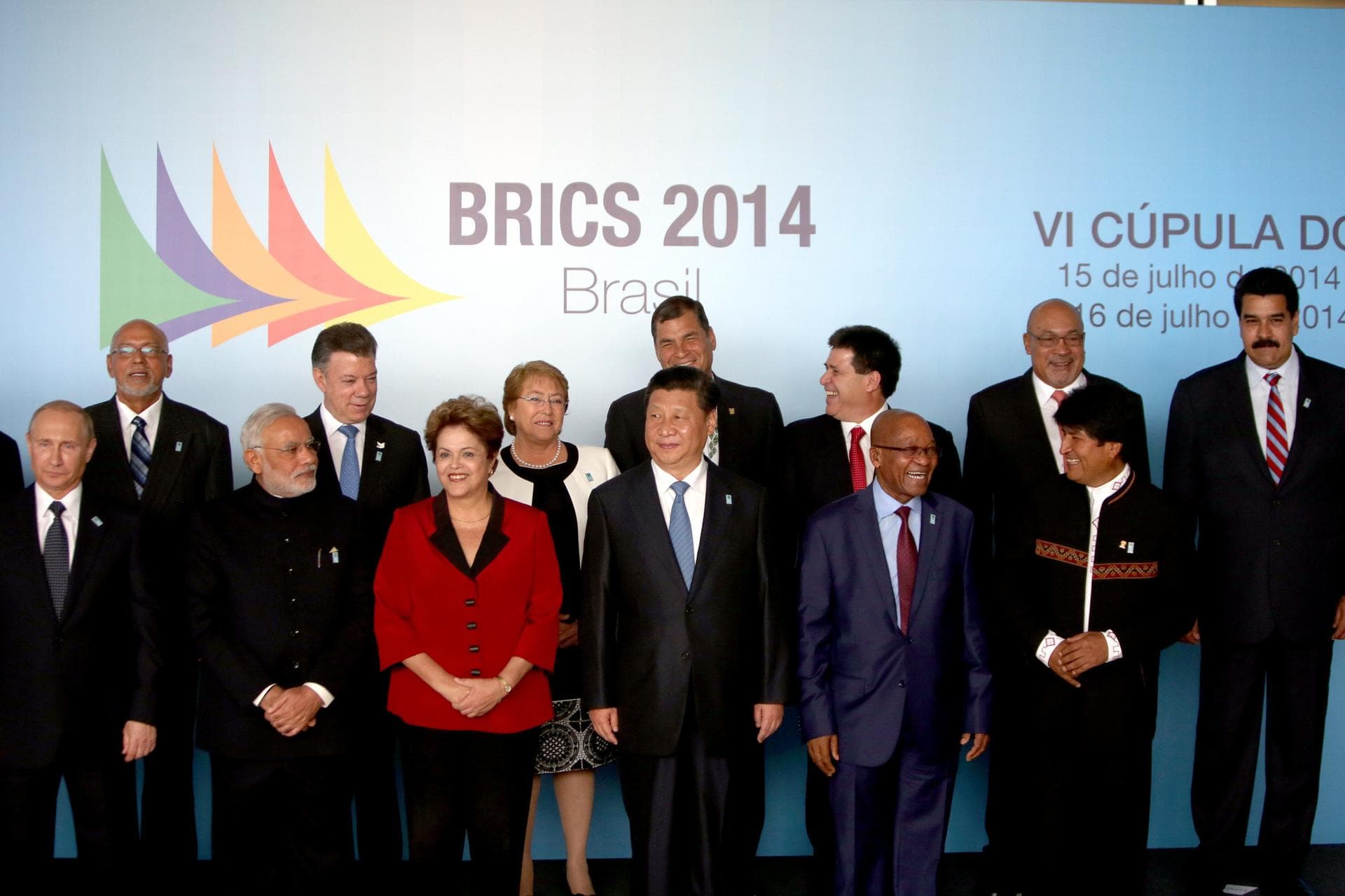 El Kremlin admite contactos con Venezuela sobre una eventual ayuda a Maduro