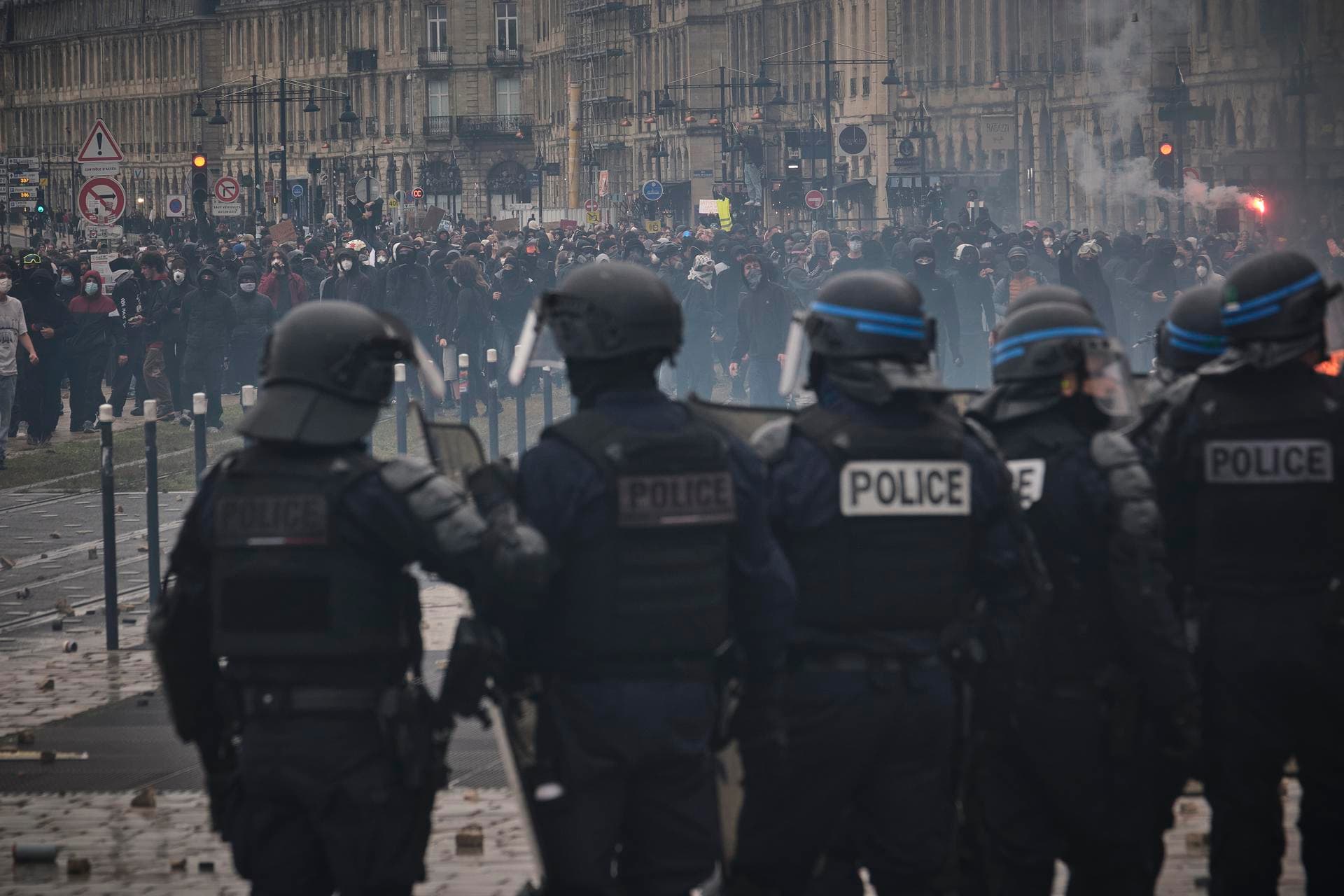 Hay 1,435 detenidos en Francia por las manifestaciones del sábado, "sin incidentes graves"