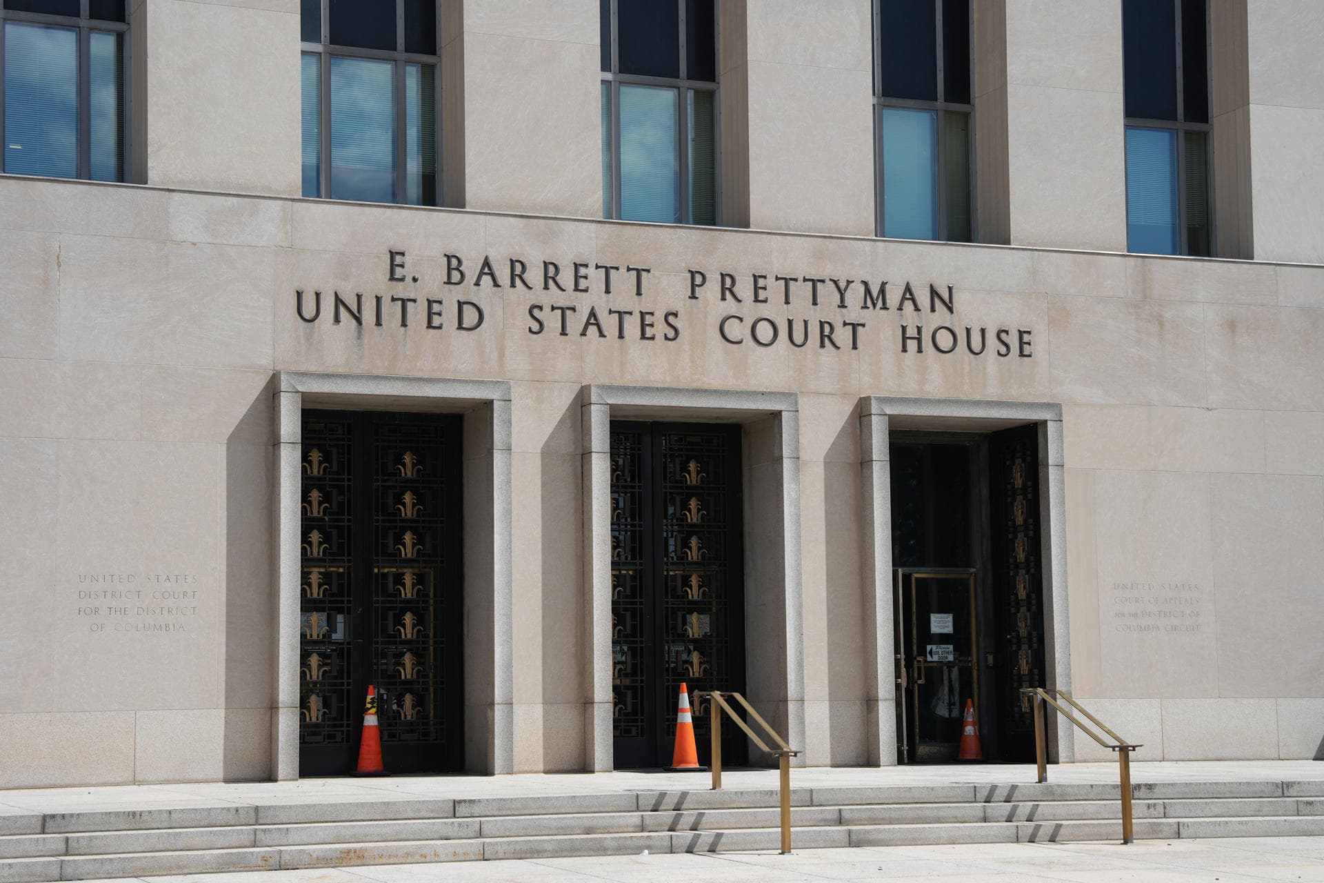 Cole Allen, el acusado de intentar asesinar a Trump, acepta permanecer en prisión