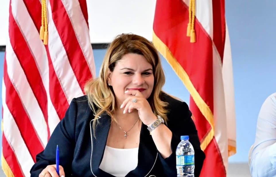 Gobernadora anuncia más de $1.9 millones en fondos de FEMA para fortalecer la infraestructura energética