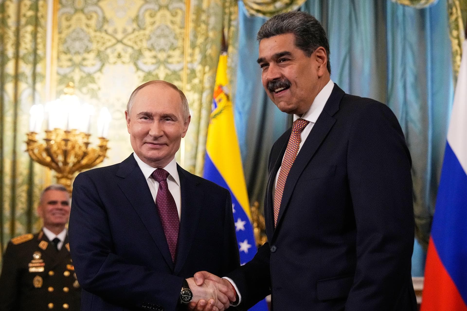 Putin y Maduro se reúnen en Rusia 