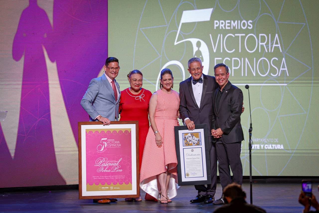 Miguel Romero reconoce la excelencia del talento teatral en la quinta edición de los premios Victoria Espinosa